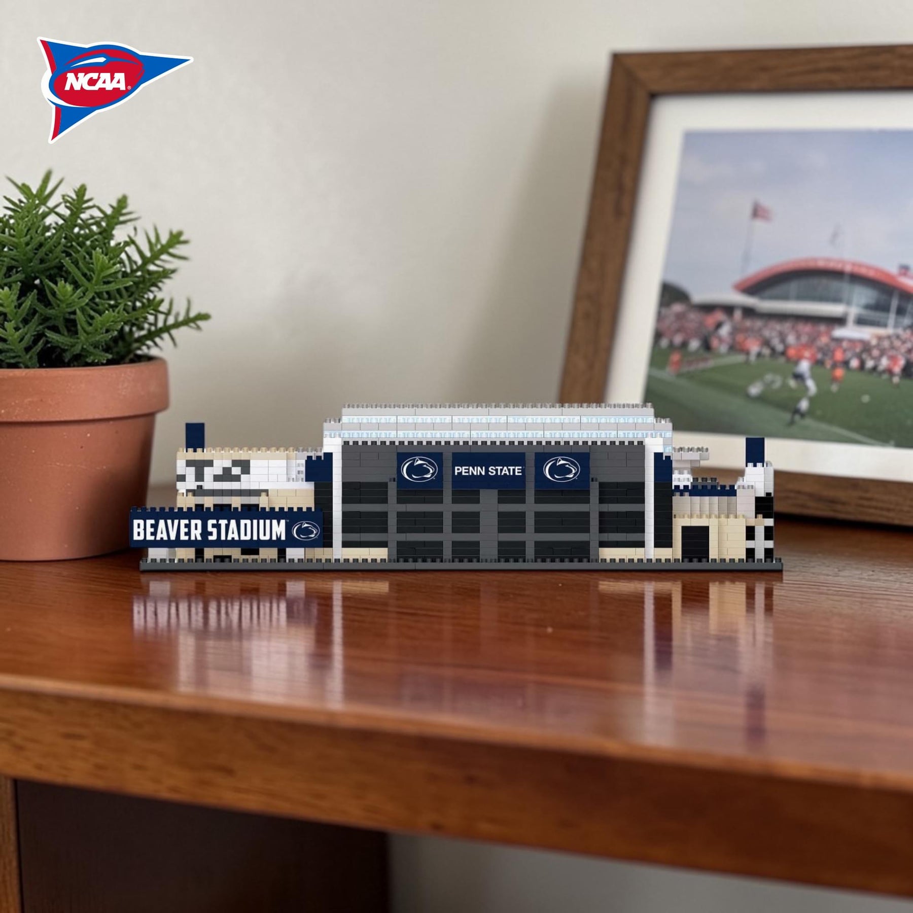 Penn State Nittany Lions NCAA BRXLZ Stadium 2390-Piece Building Block Set