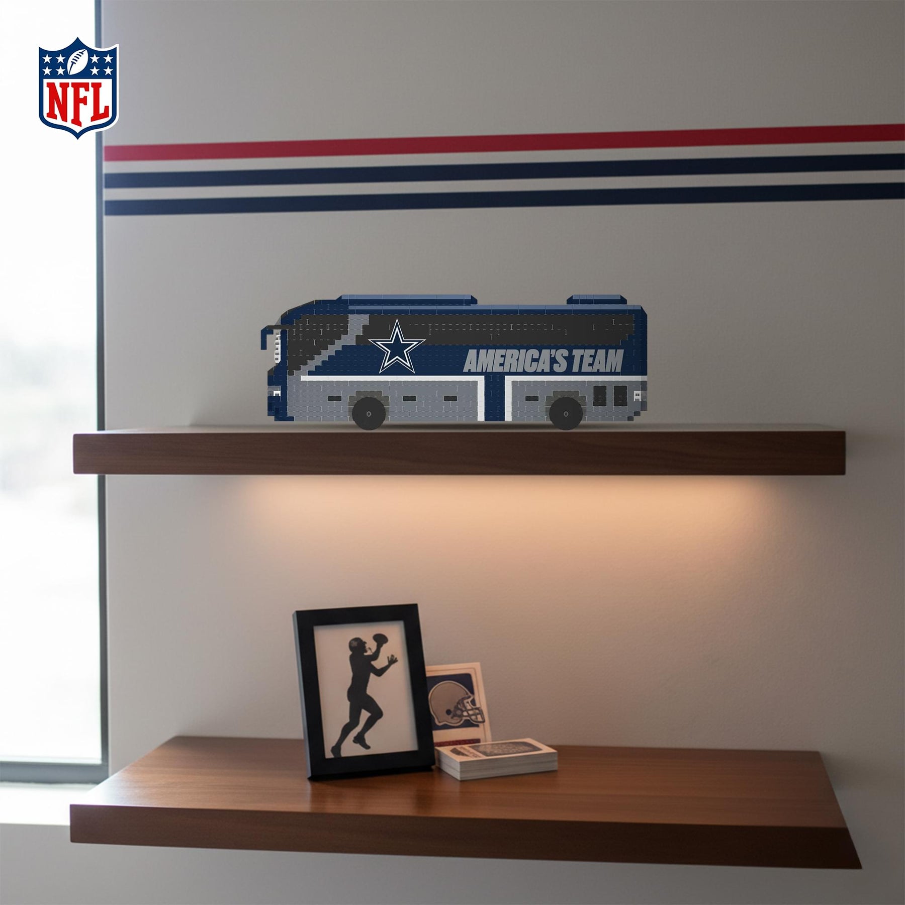 Dallas Cowboys NFL BRXLZ Team Bus 1236-Piece Building Block Set