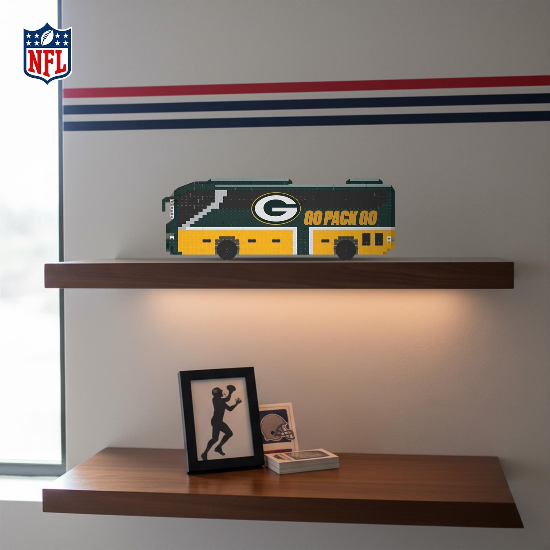 Green Bay Packers NFL BRXLZ Team Bus 1235-Piece Building Block Set
