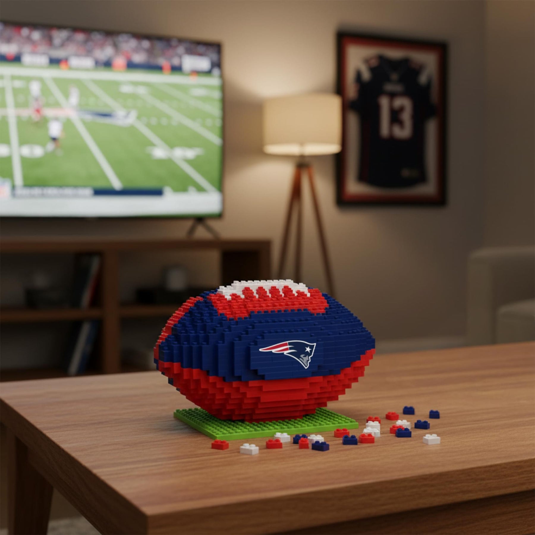New England Patriots NFL BRXLZ Football 704-Piece Building Block Set