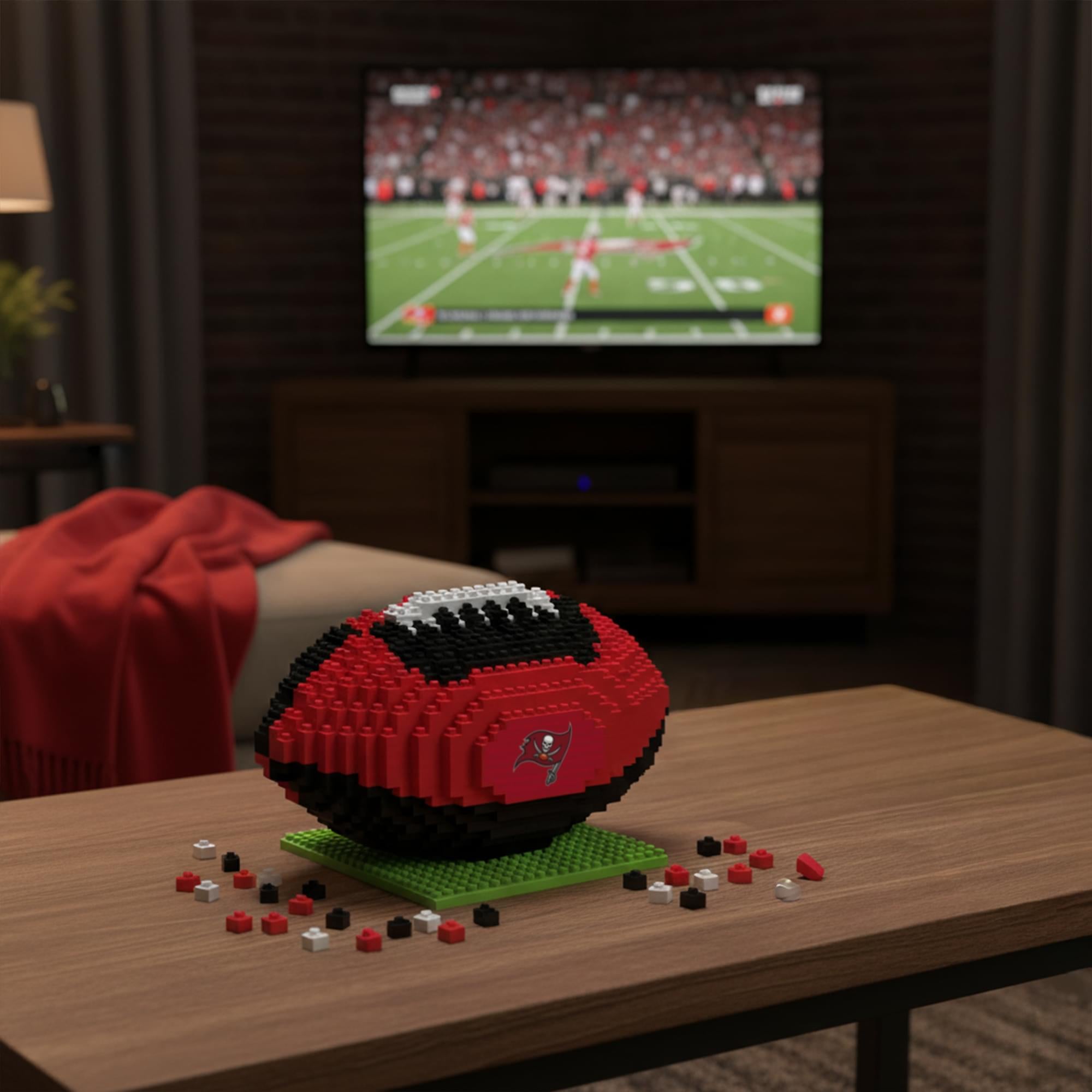 Tampa Bay Buccaneers NFL BRXLZ Football 704-Piece Building Block Set