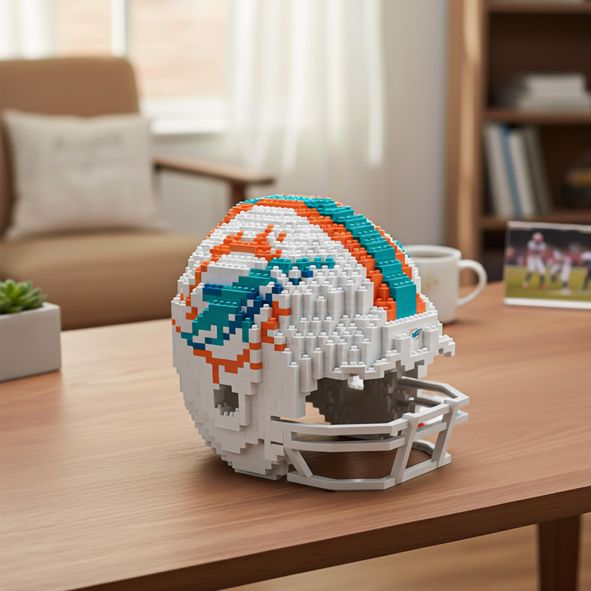 Miami Dolphins NFL FOCO BRXLZ Helmet Building Block Set