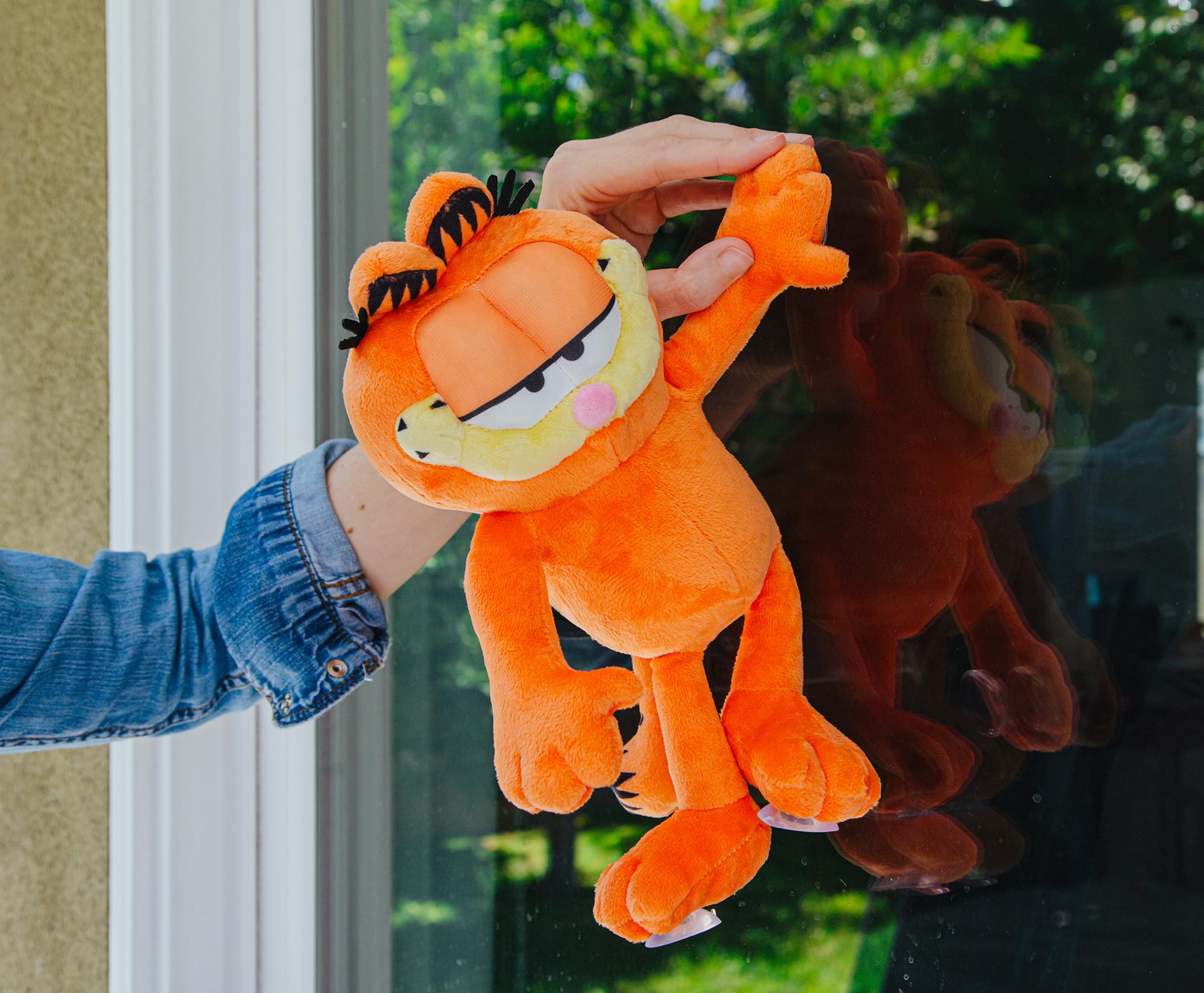 Garfield With Suction Cups 12-Inch Collector Plush