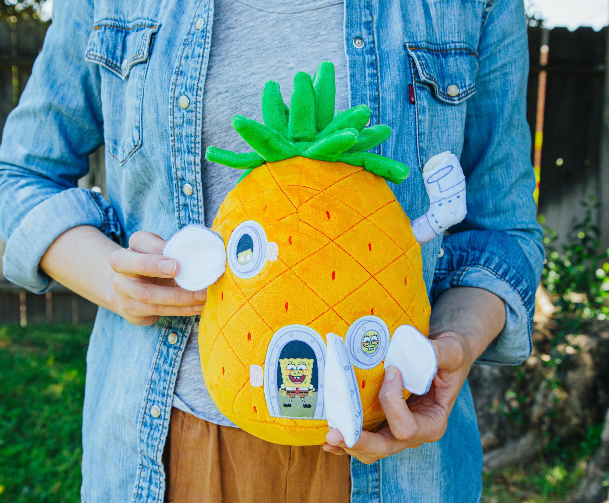 Nickelodeon SpongeBob SquarePants Pineapple House 10-Inch Plush Toy