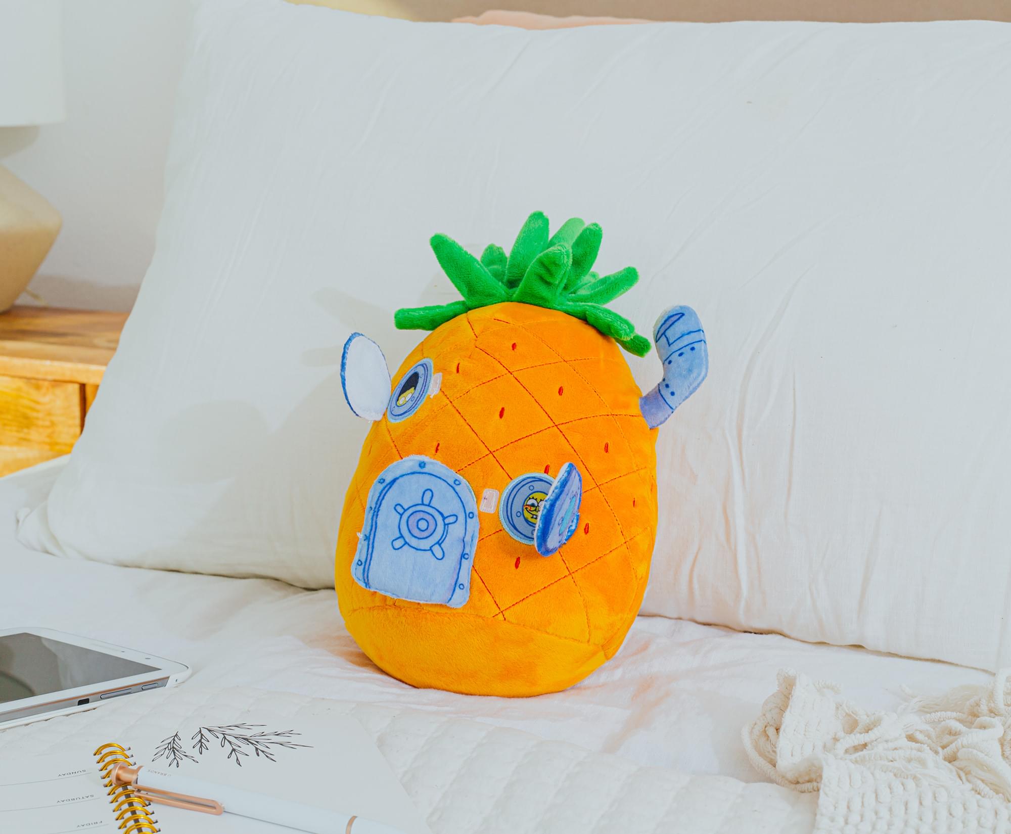 Nickelodeon SpongeBob SquarePants Pineapple House 10-Inch Plush Toy