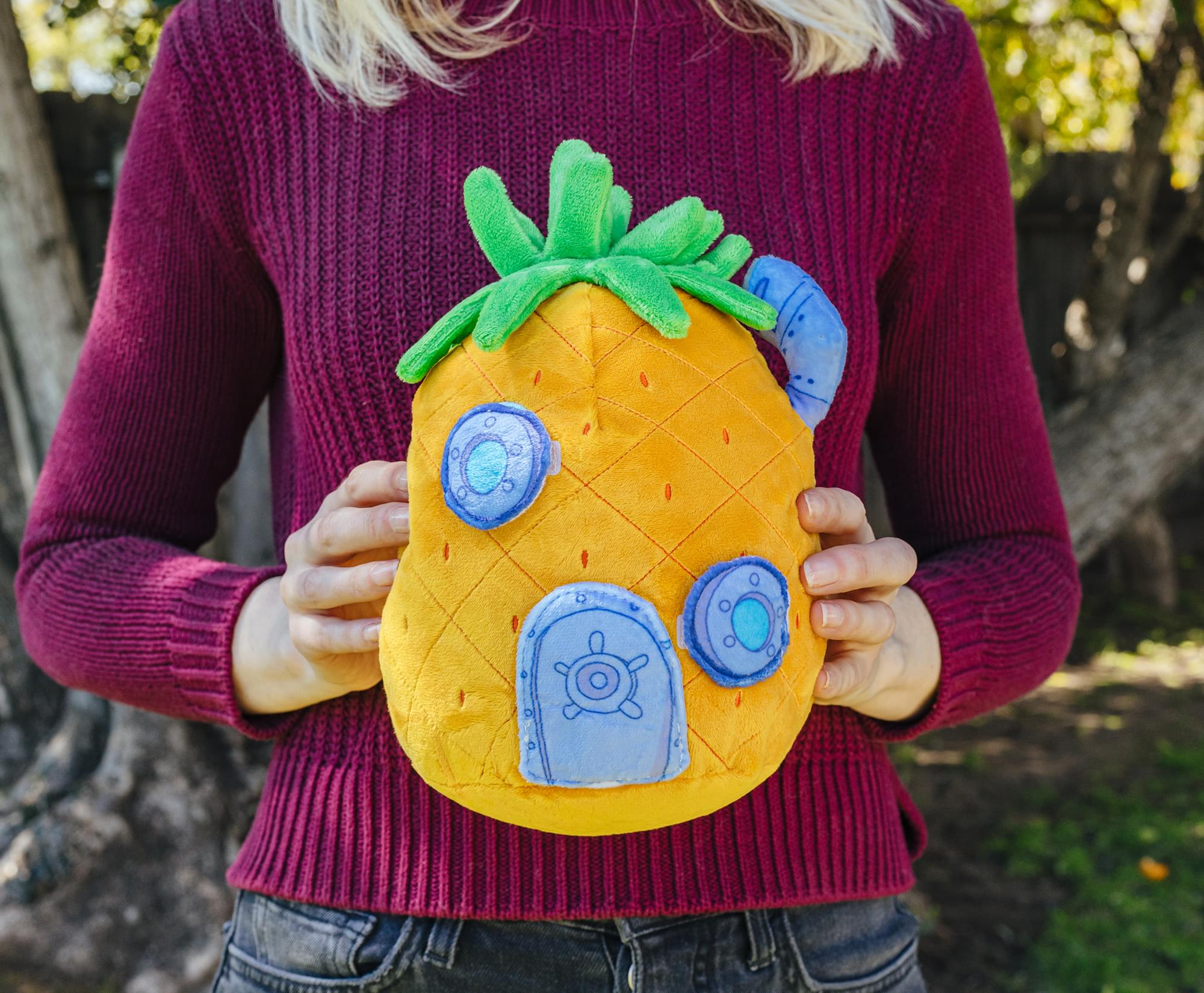 Nickelodeon SpongeBob SquarePants Pineapple House Squeaky Pet Toy Plush