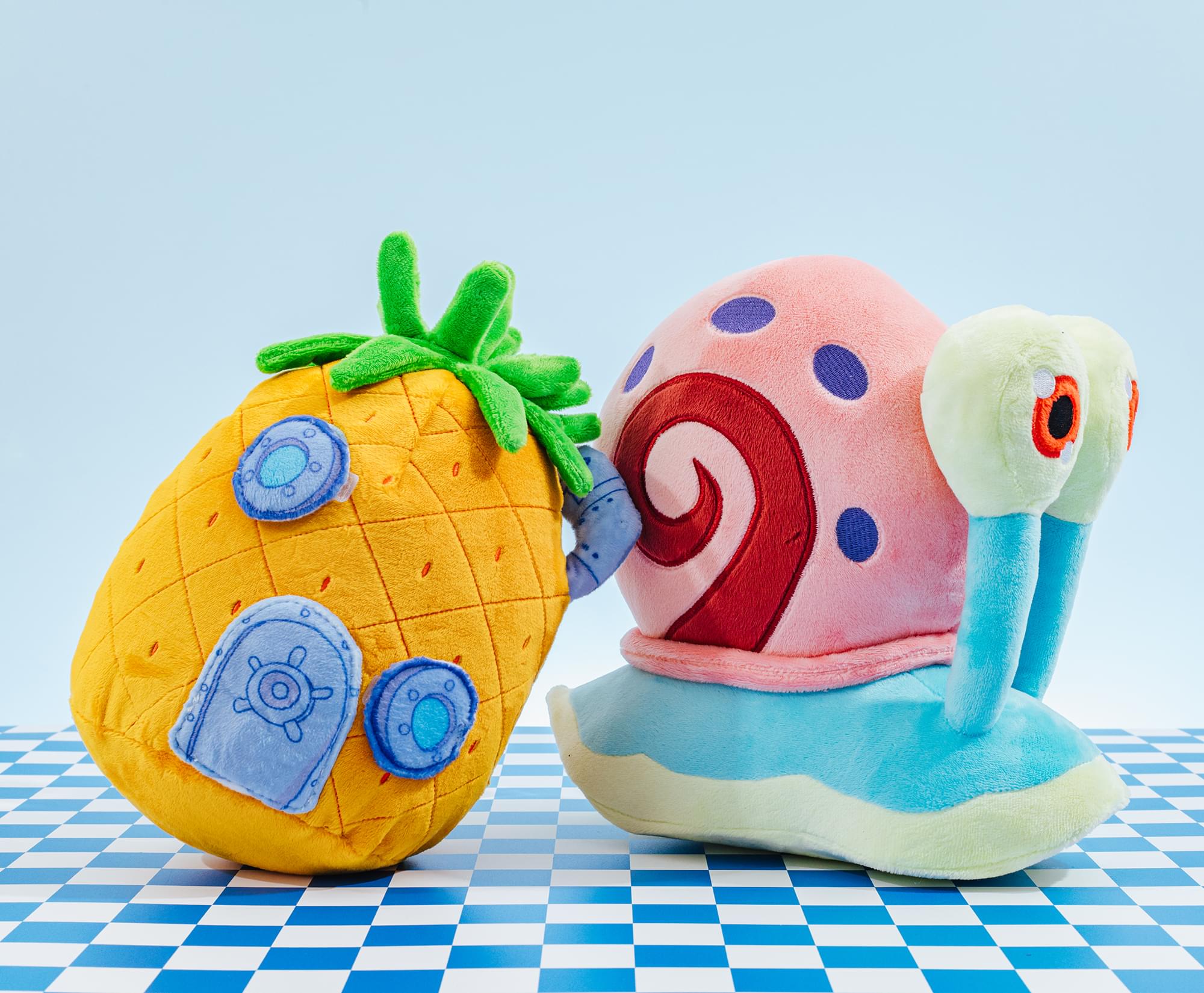 Nickelodeon SpongeBob SquarePants Pineapple House Squeaky Pet Toy Plush