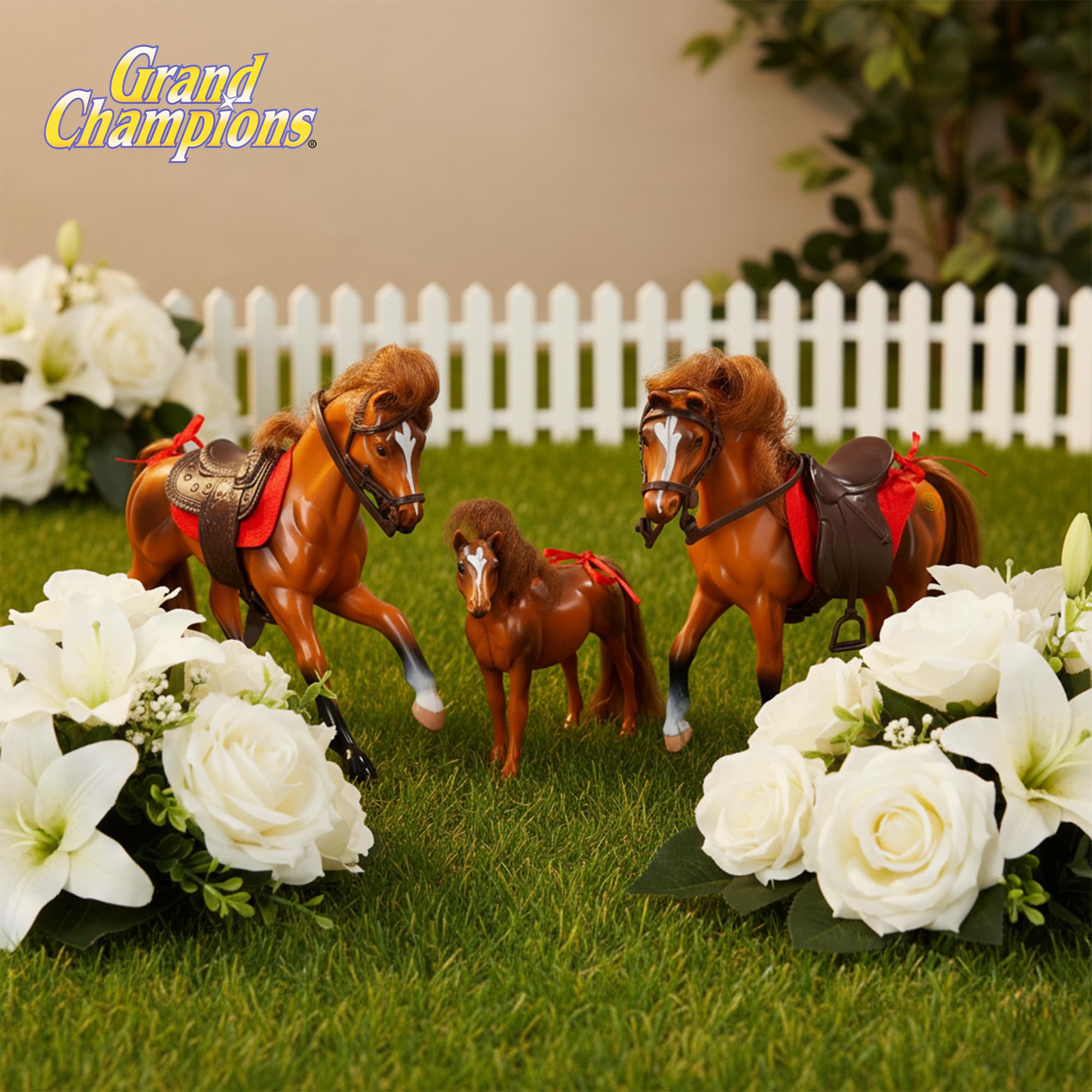 Grand Champions Saddlebred Family Horse Figure Set Of 3 | Chestnut Saddlebred