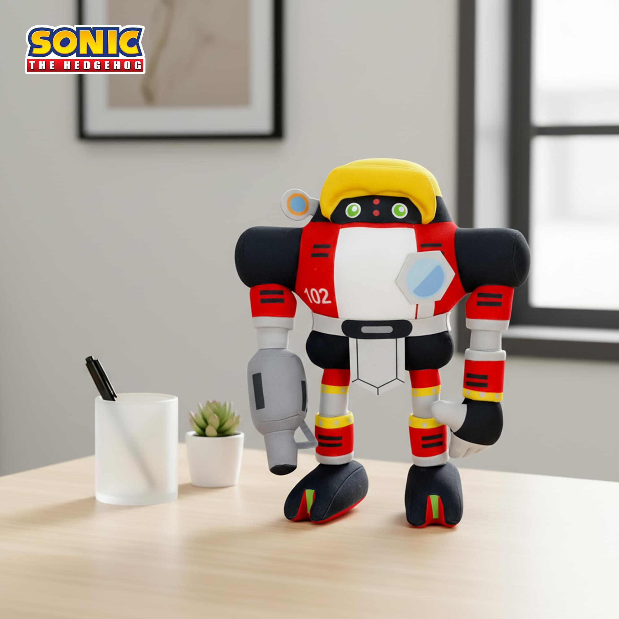 Sonic The Hedgehog 11 Inch Plush | E102