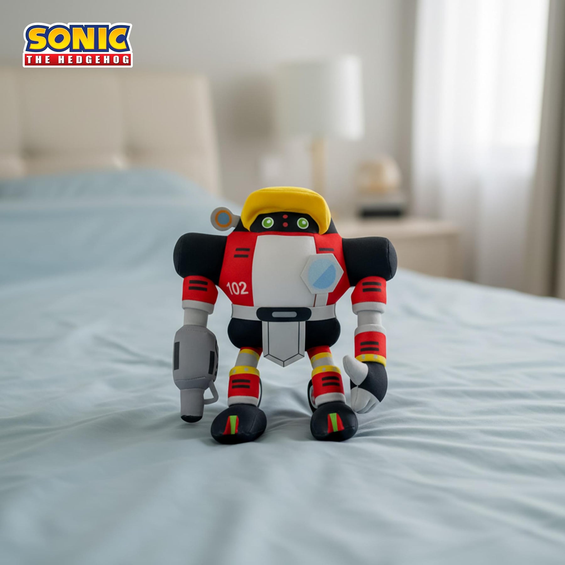 Sonic The Hedgehog 11 Inch Plush | E102