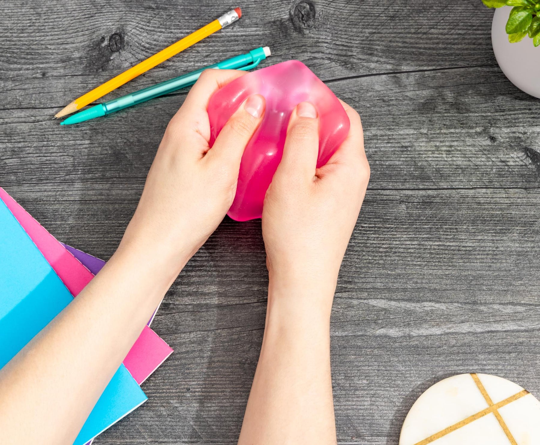 Stress Reliever Cube | Pink