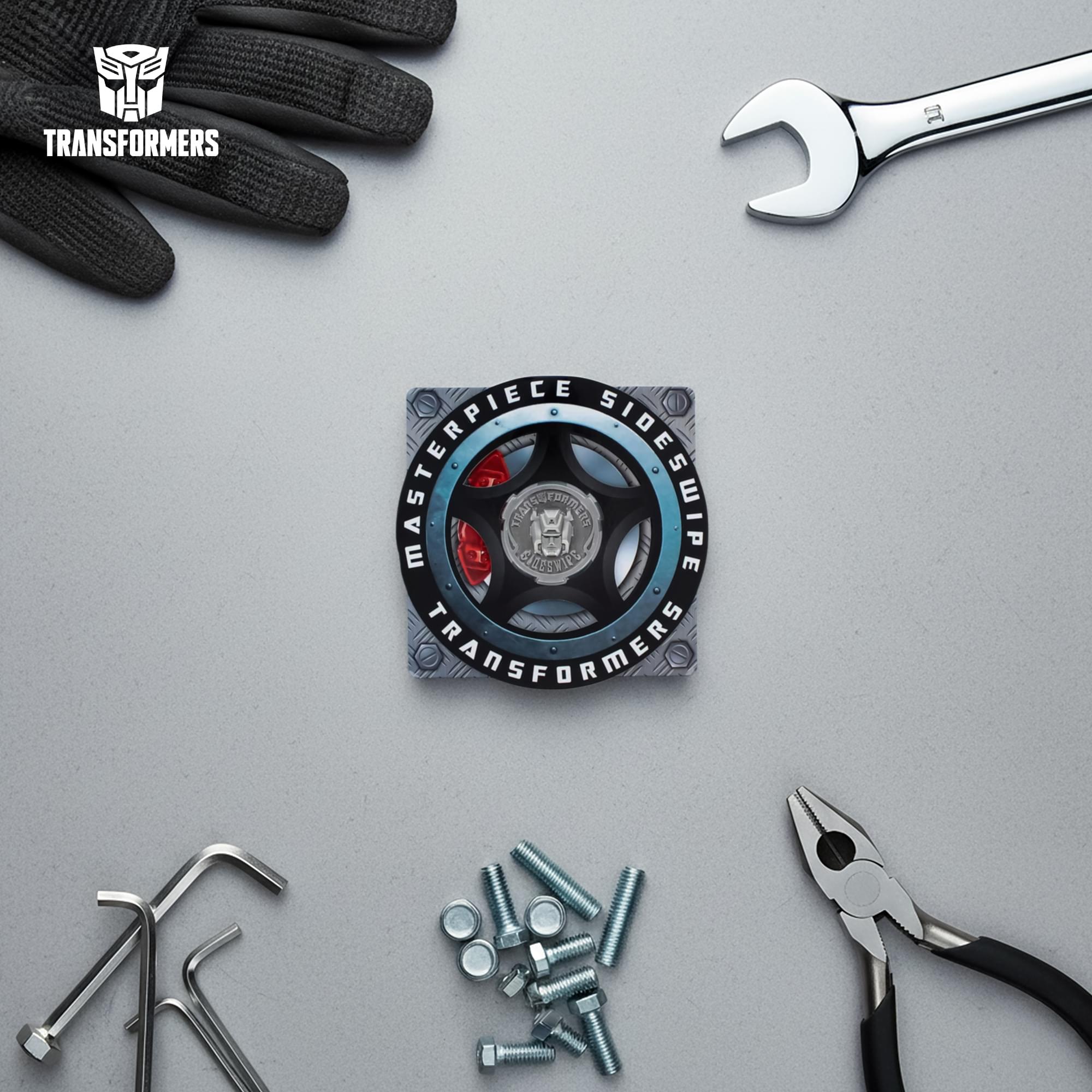 Transformers MP12 Sideswipe Bonus Silver Coin Accessory