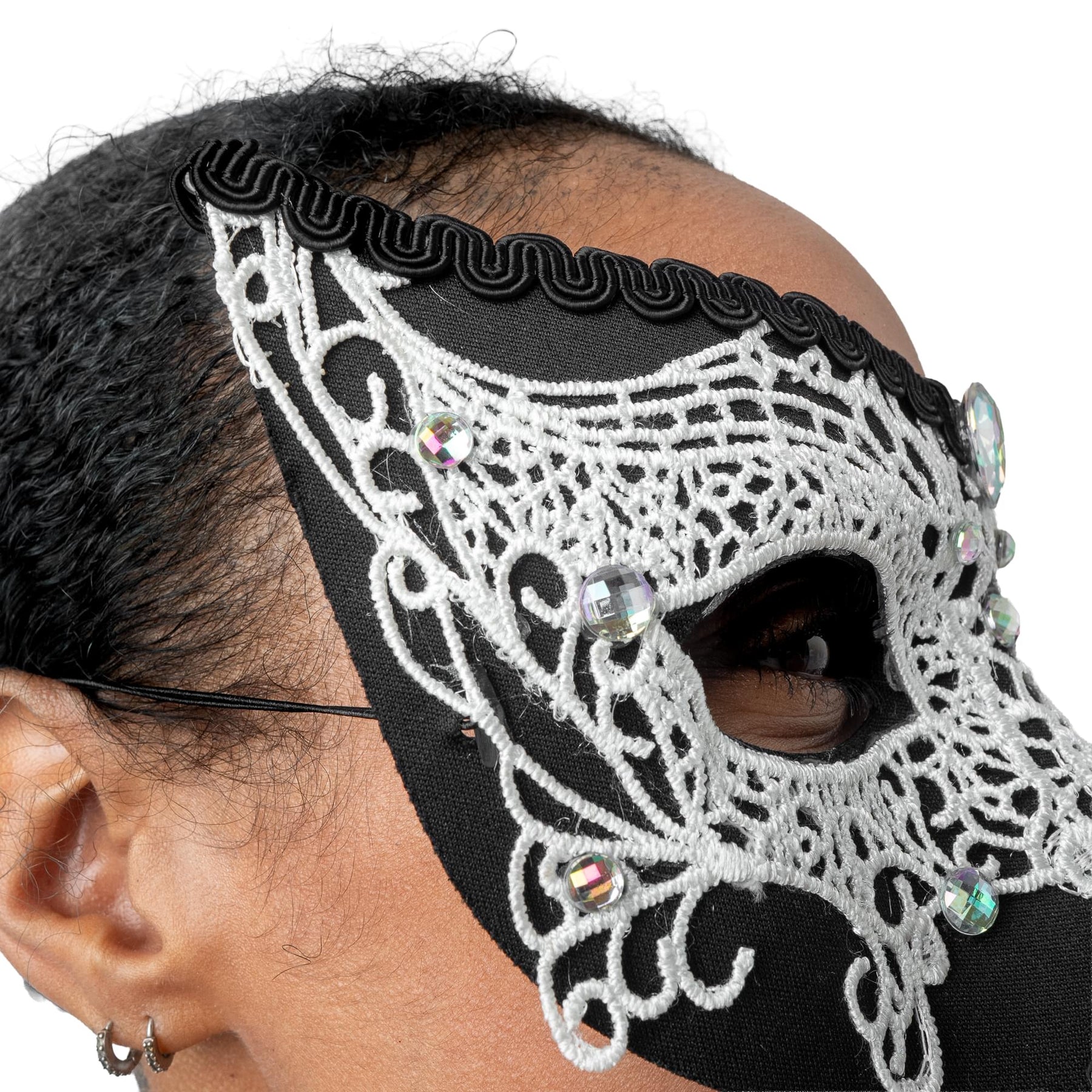 Delma Black/white Mask Costume Accessory