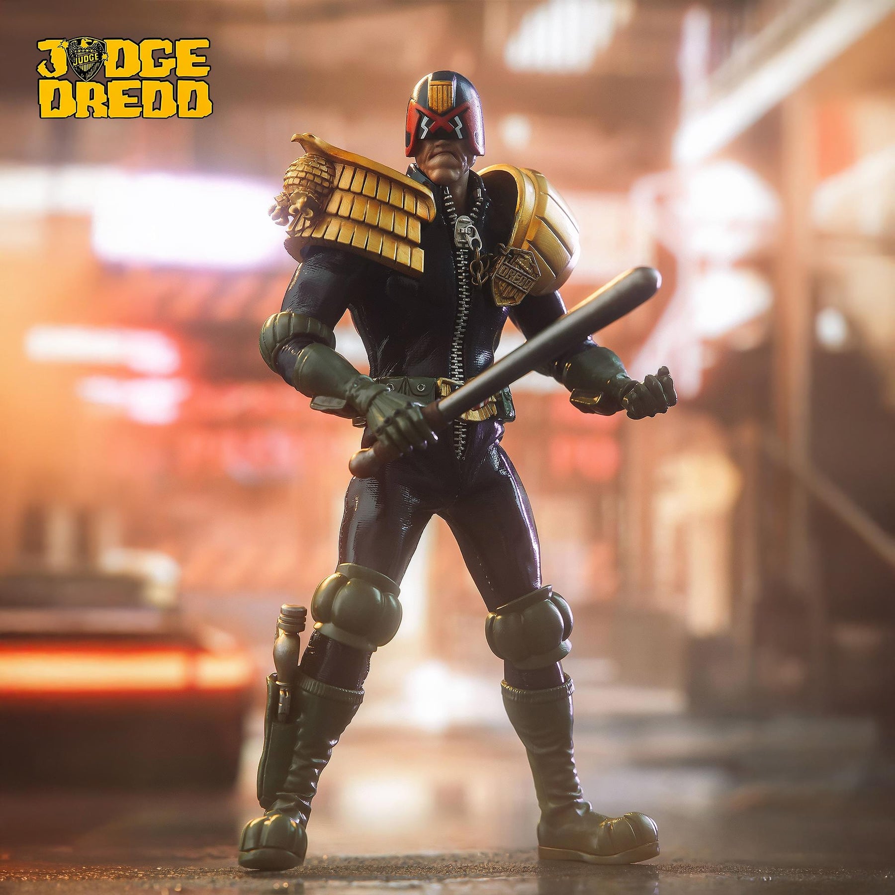 2000 AD Exquisite Super Series 1:12 Action Figure | Judge Dredd
