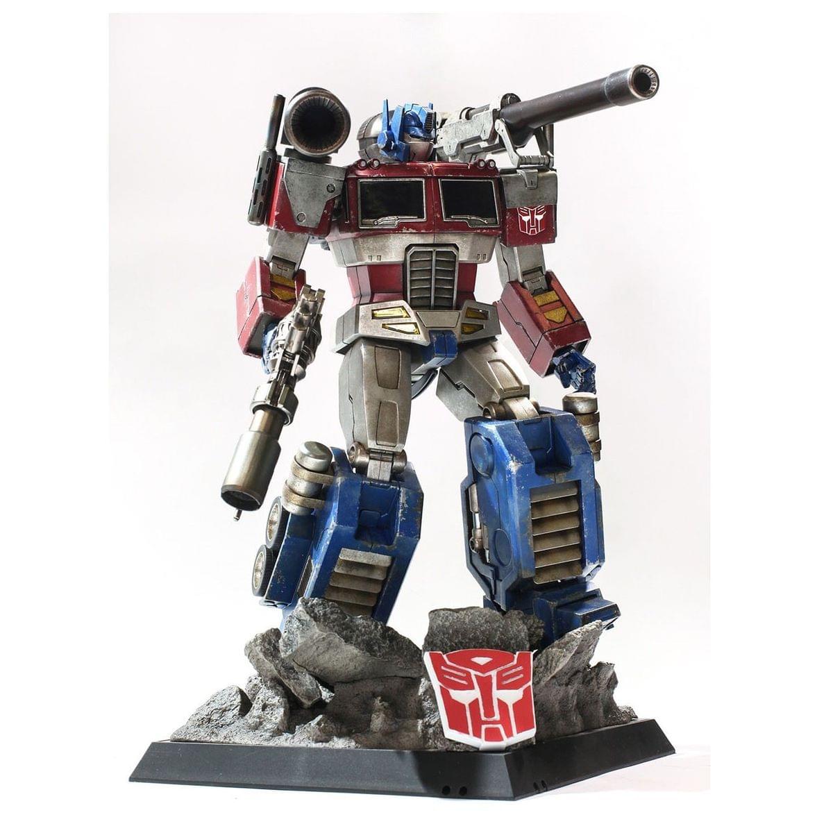 Transformers Hot Toys Collectible Figure: Optimus Prime (Megatron Version)
