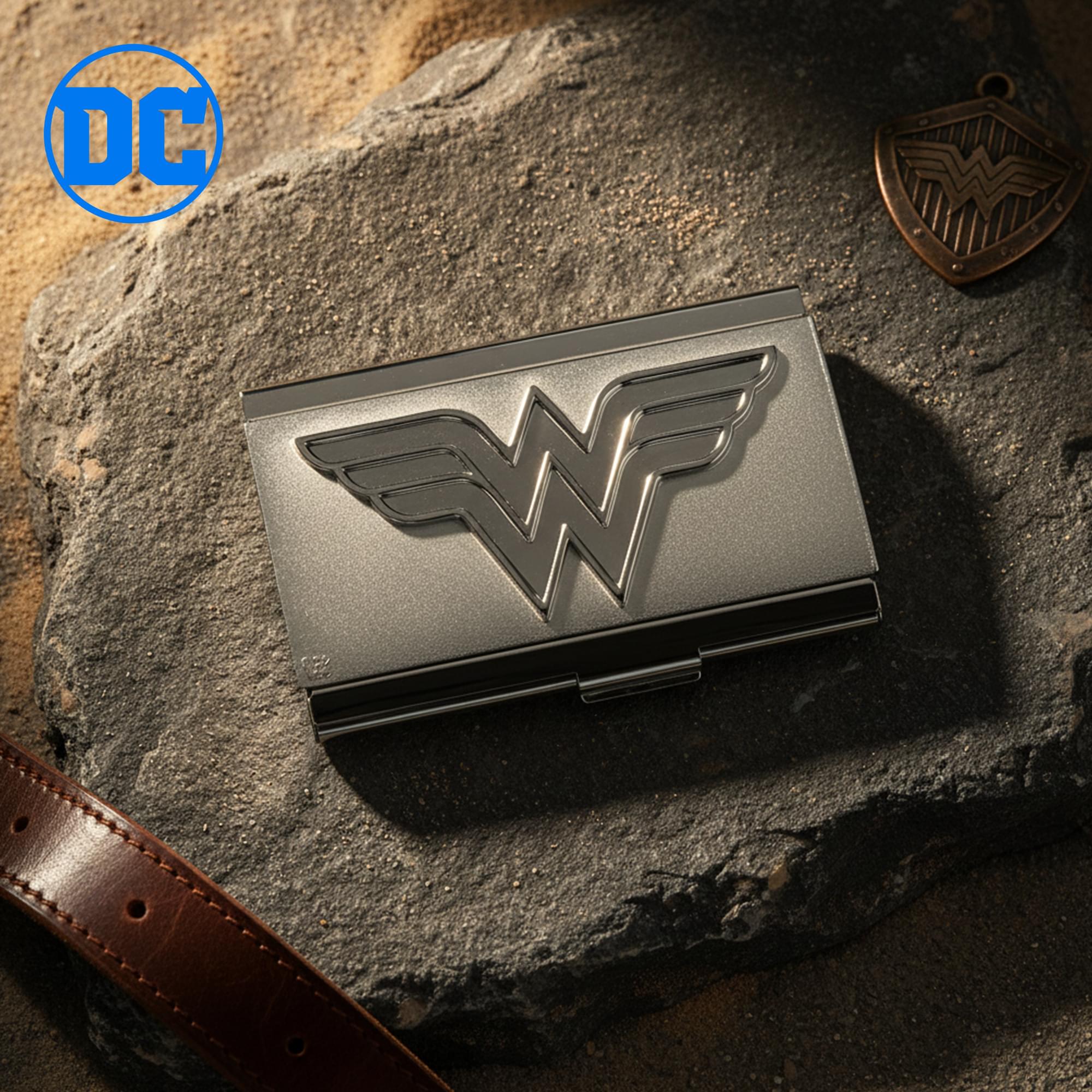 Wonder Woman Logo Metal Card Case