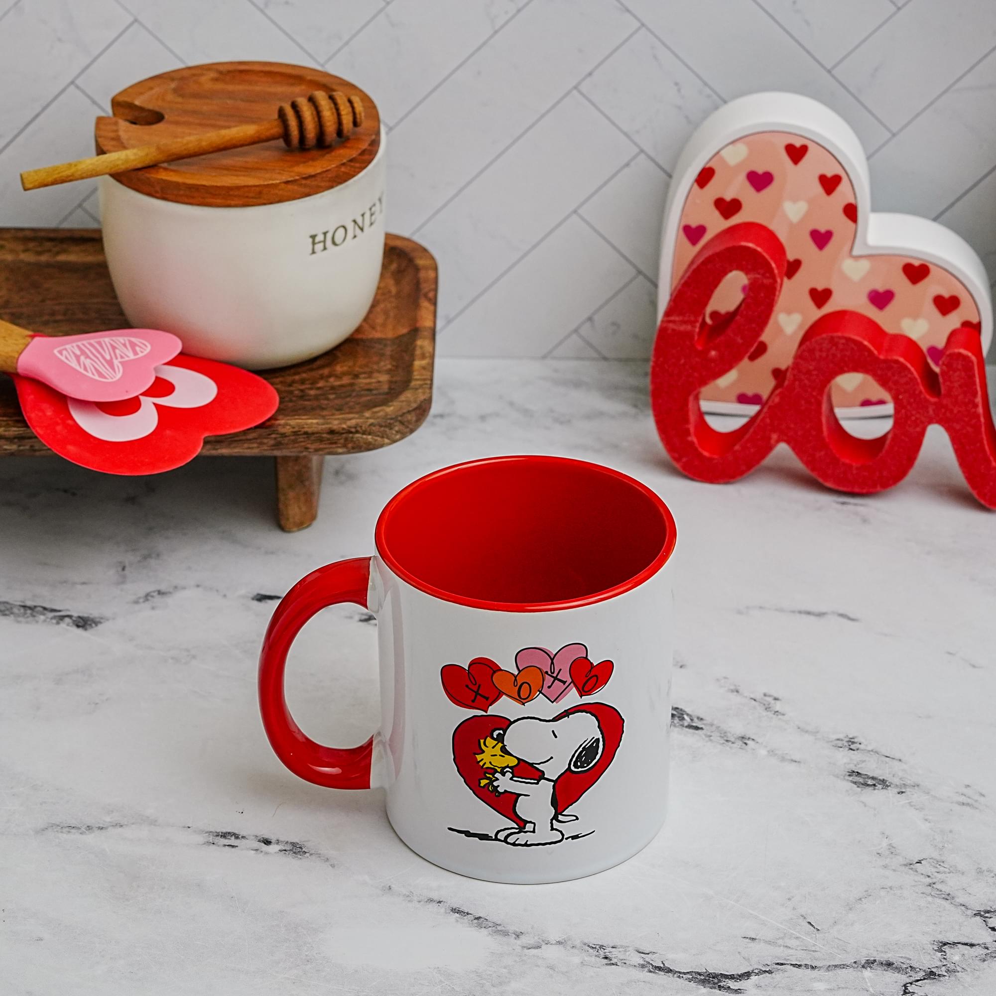 Peanuts XOXO 18 Ounce Ceramic Mug