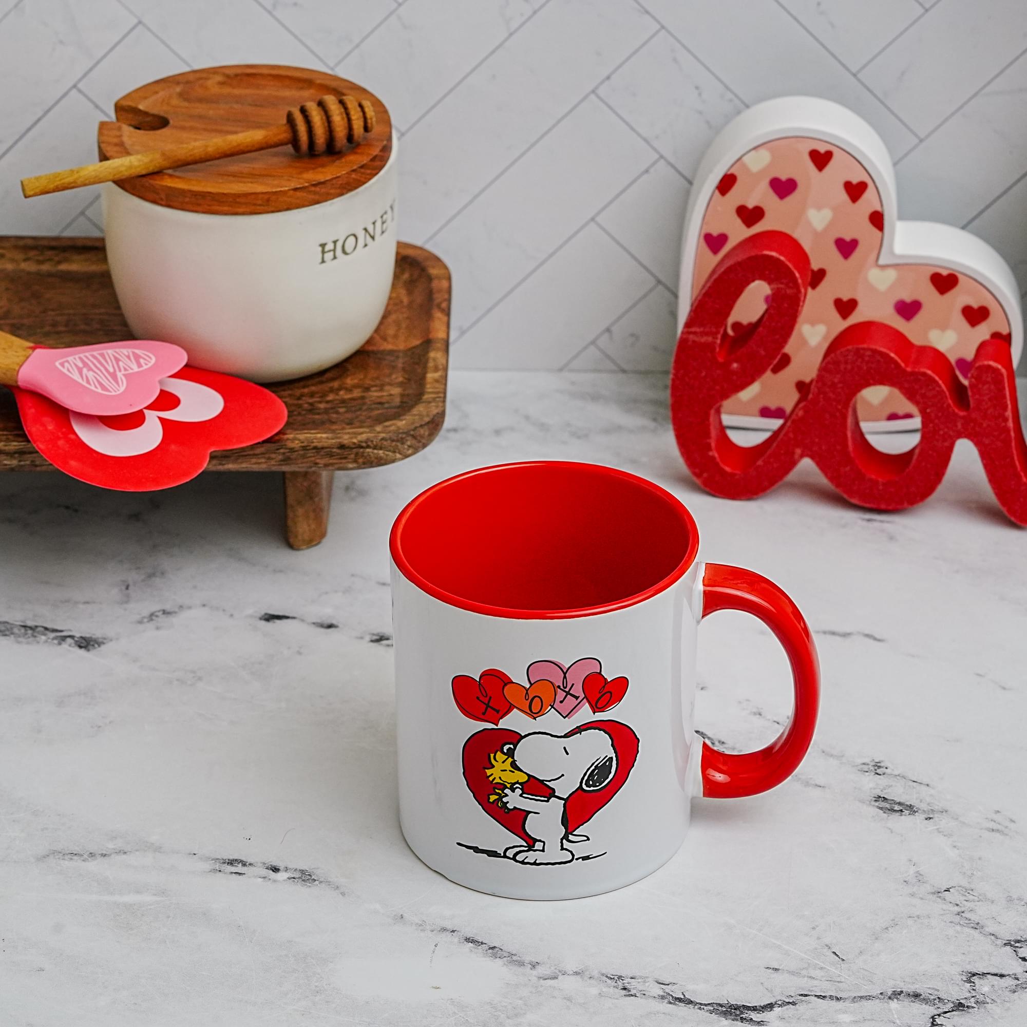 Peanuts XOXO 18 Ounce Ceramic Mug