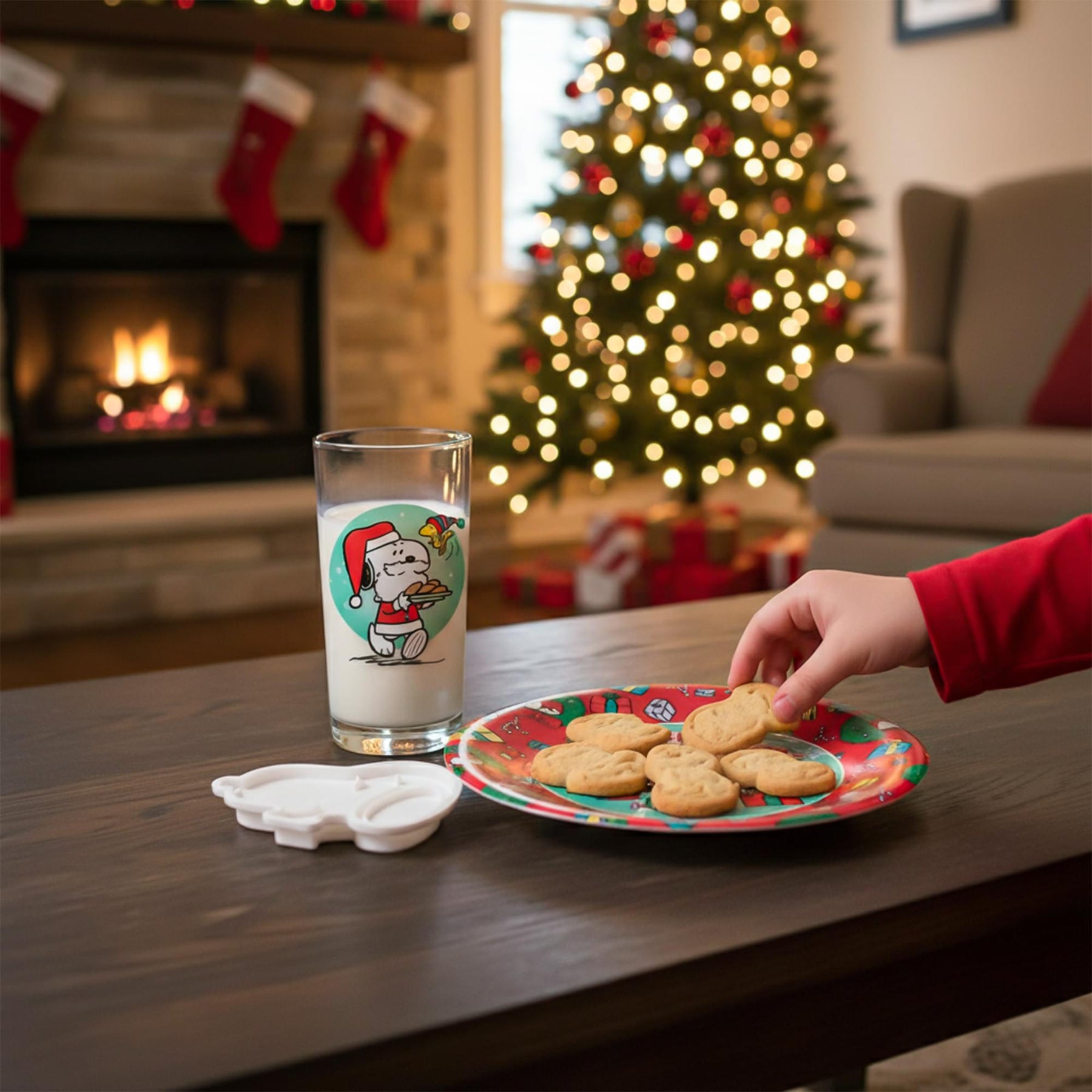 Peanuts "Thank You, Santa" Gift Set | Glass, Plate, and Cookie Cutter