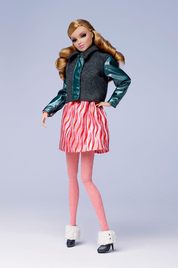 Dynamite Girls London Calling Collection Doll Holland Free Shipping