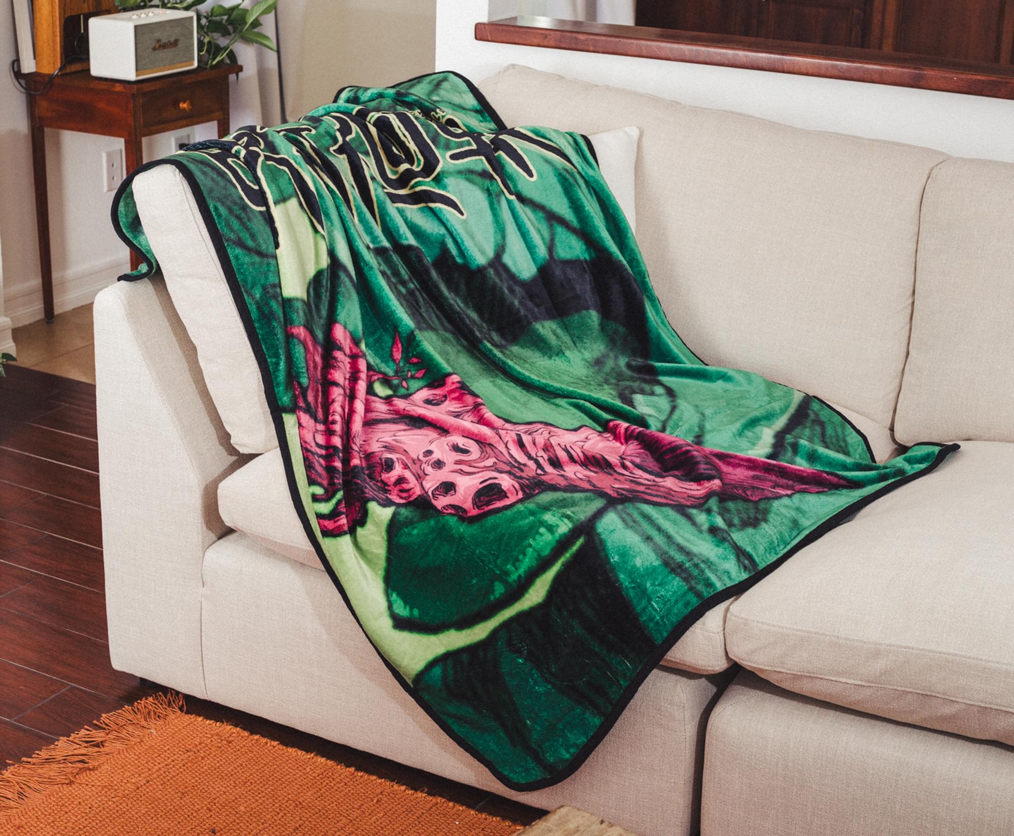 Jujutsu Kaisen Sukuna Finger Microplush Throw Blanket | 45 x 60 Inches