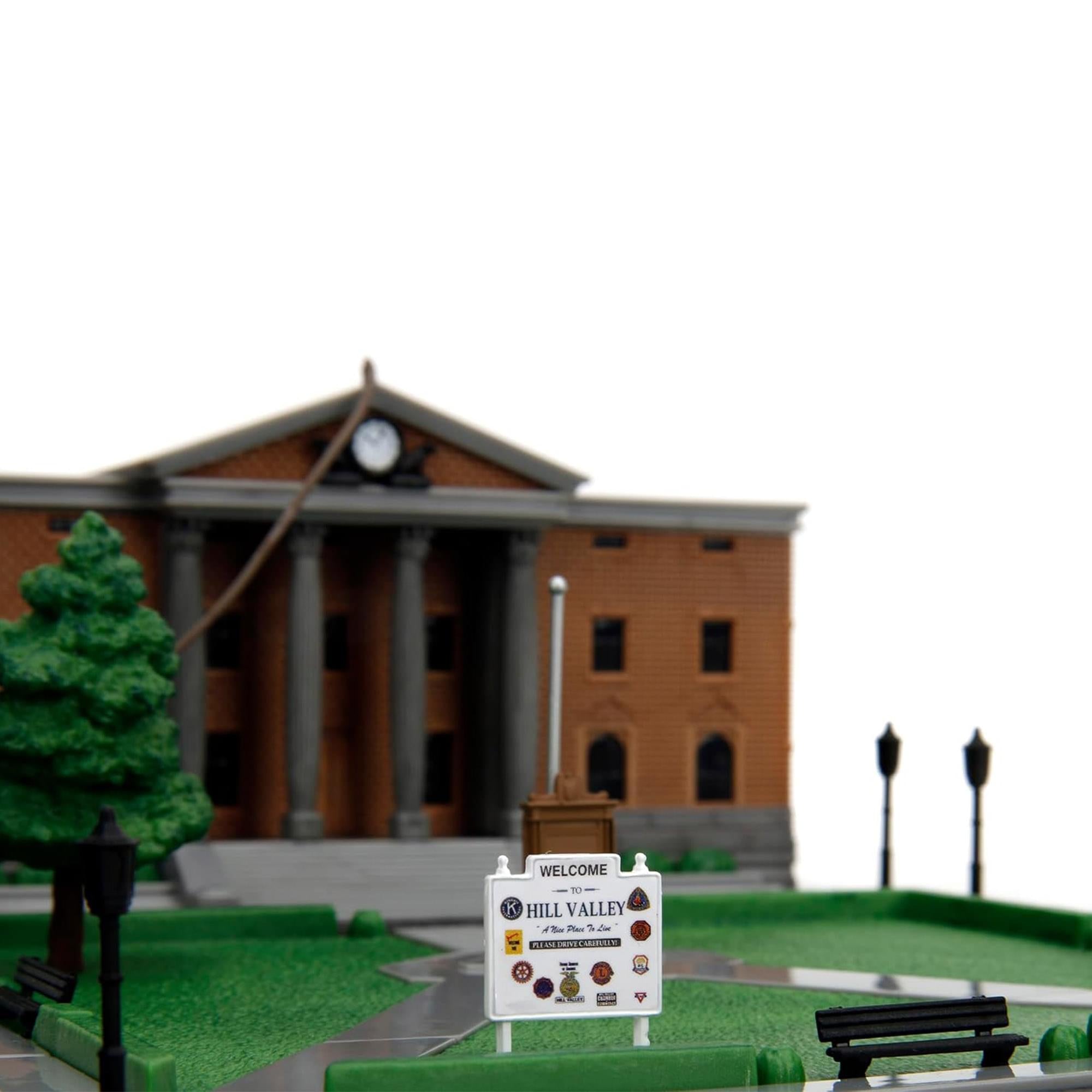 Back To The Future Nanoscene: Hill Valley Courthouse
