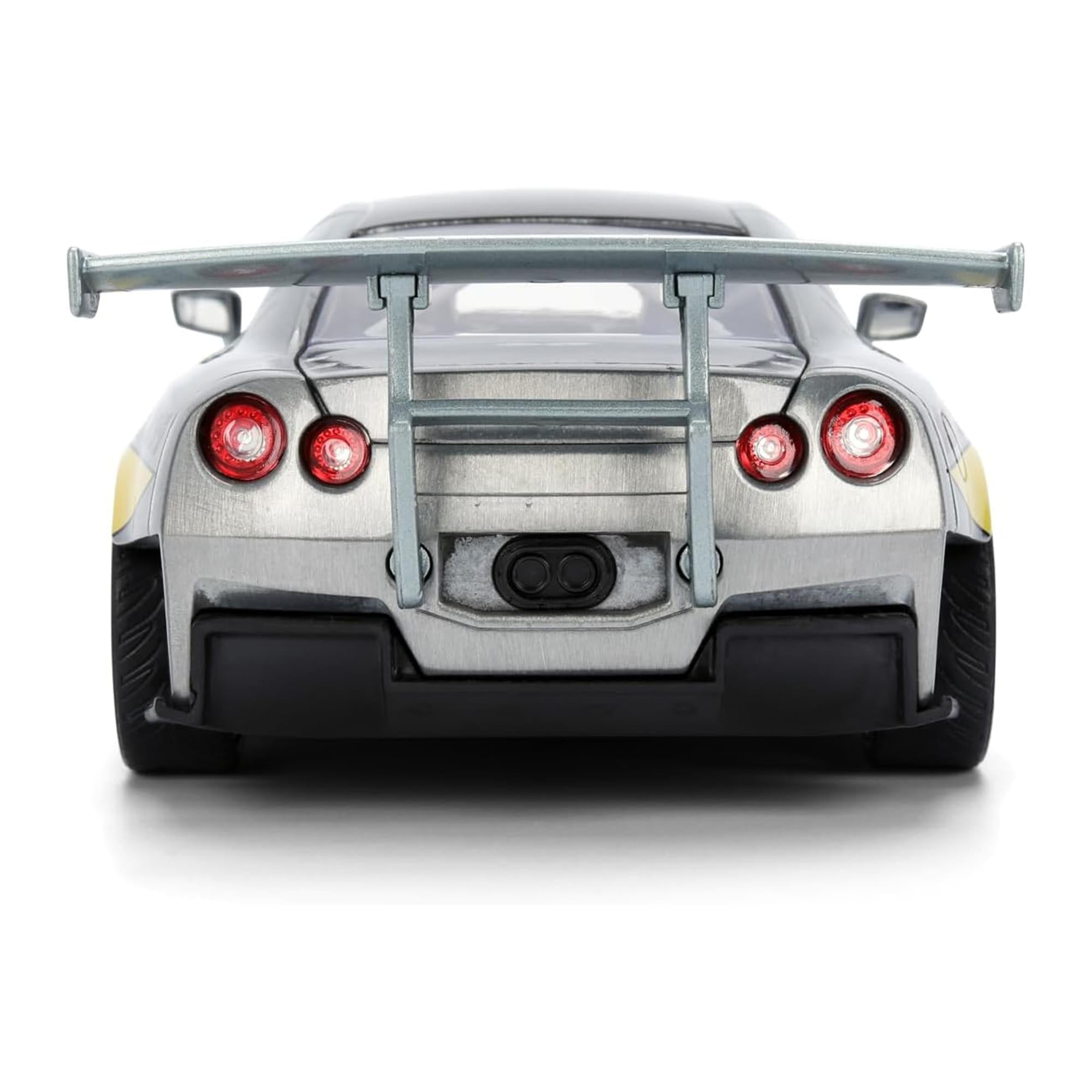 Godzilla 1:24 HWR 09 Nissan Skyline w/ Mechagodzilla