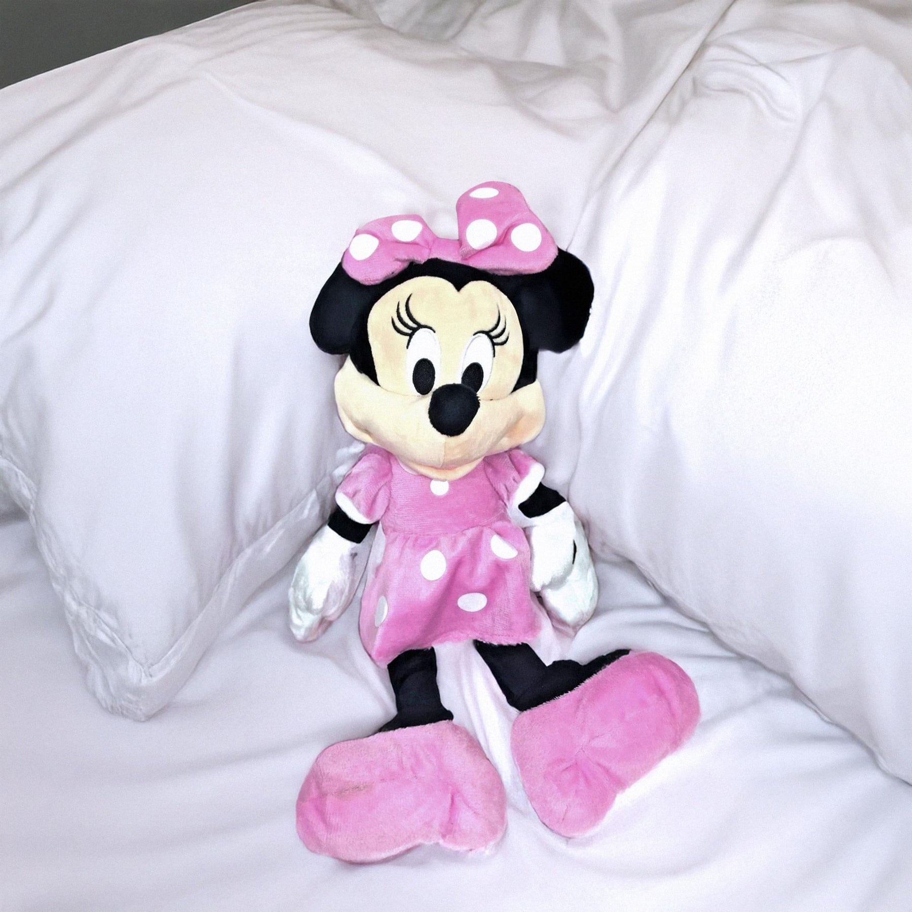 Disney Mickey Mouse Clubhouse 15.5 Inch Plush - Minnie Pink Dress