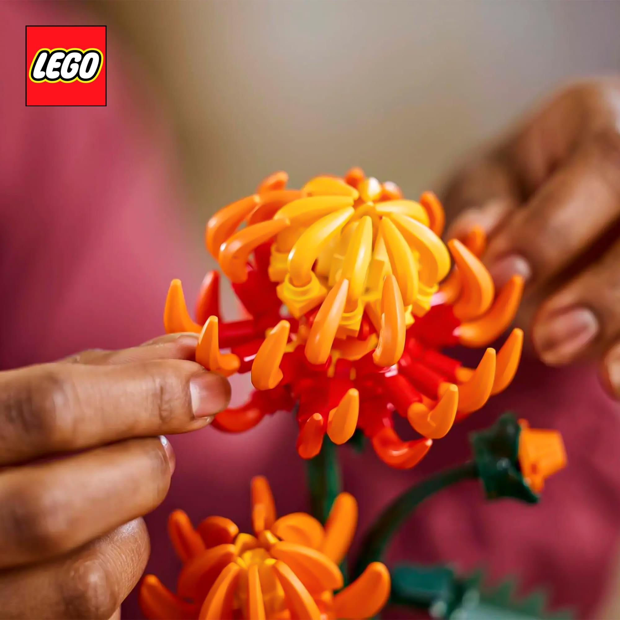 LEGO Botanicals 10368 Chrysanthemum Flower 278-Piece Building Set