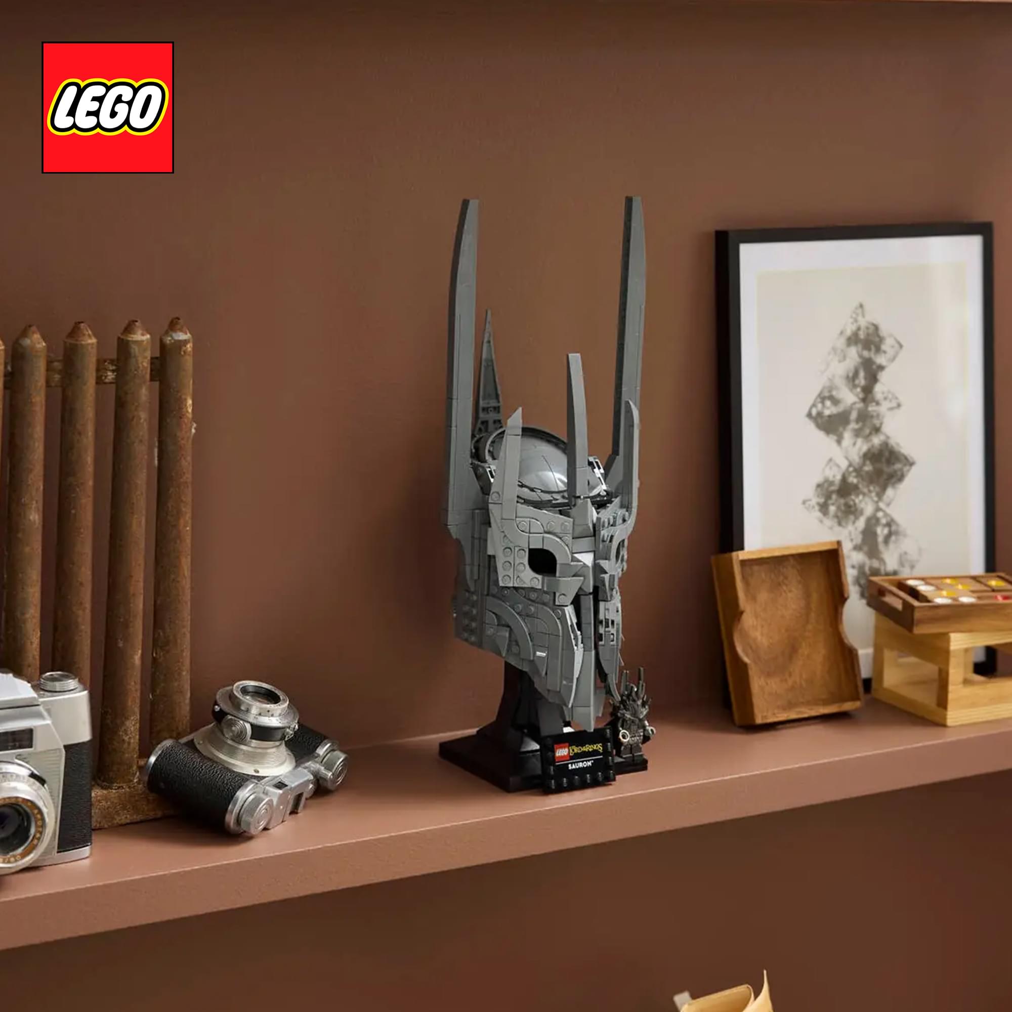 The Lord of The Rings LEGO Icons 11373 Sauron's Helmet 538-Piece Building Set