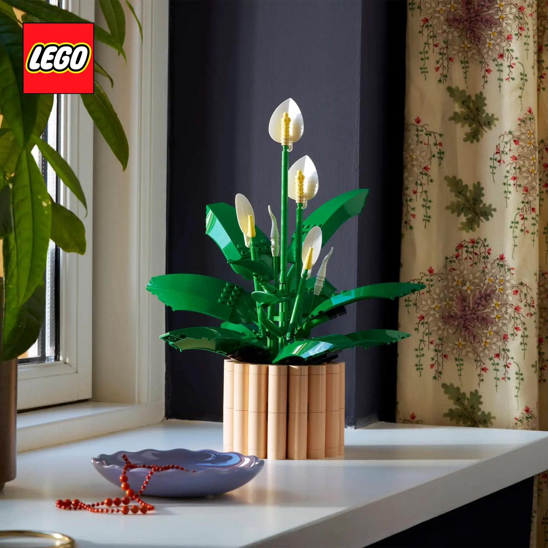 LEGO Botanicals 11504 Peace Lily 474-Piece Building Set