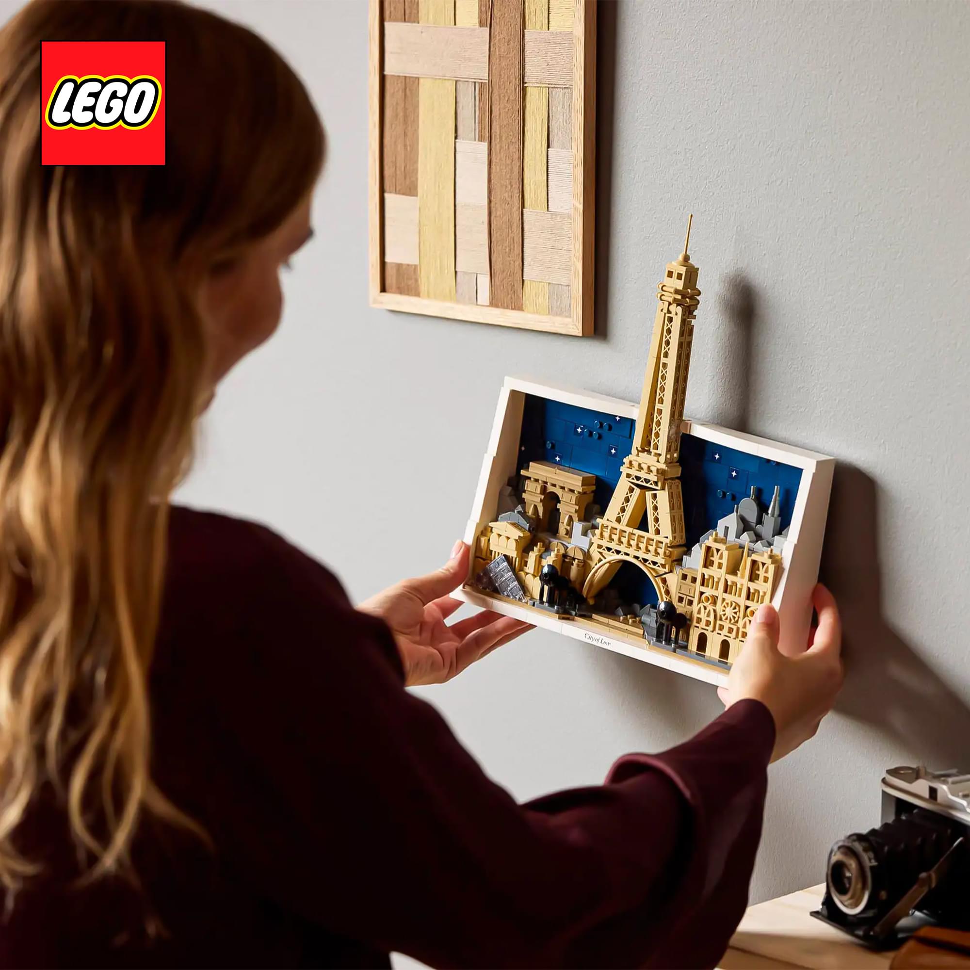 LEGO Architecture 21064 Paris, City of Love 958-Piece Building Set