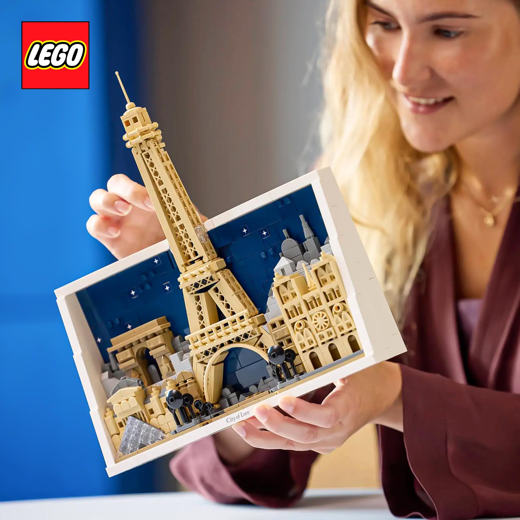 LEGO Architecture 21064 Paris, City of Love 958-Piece Building Set