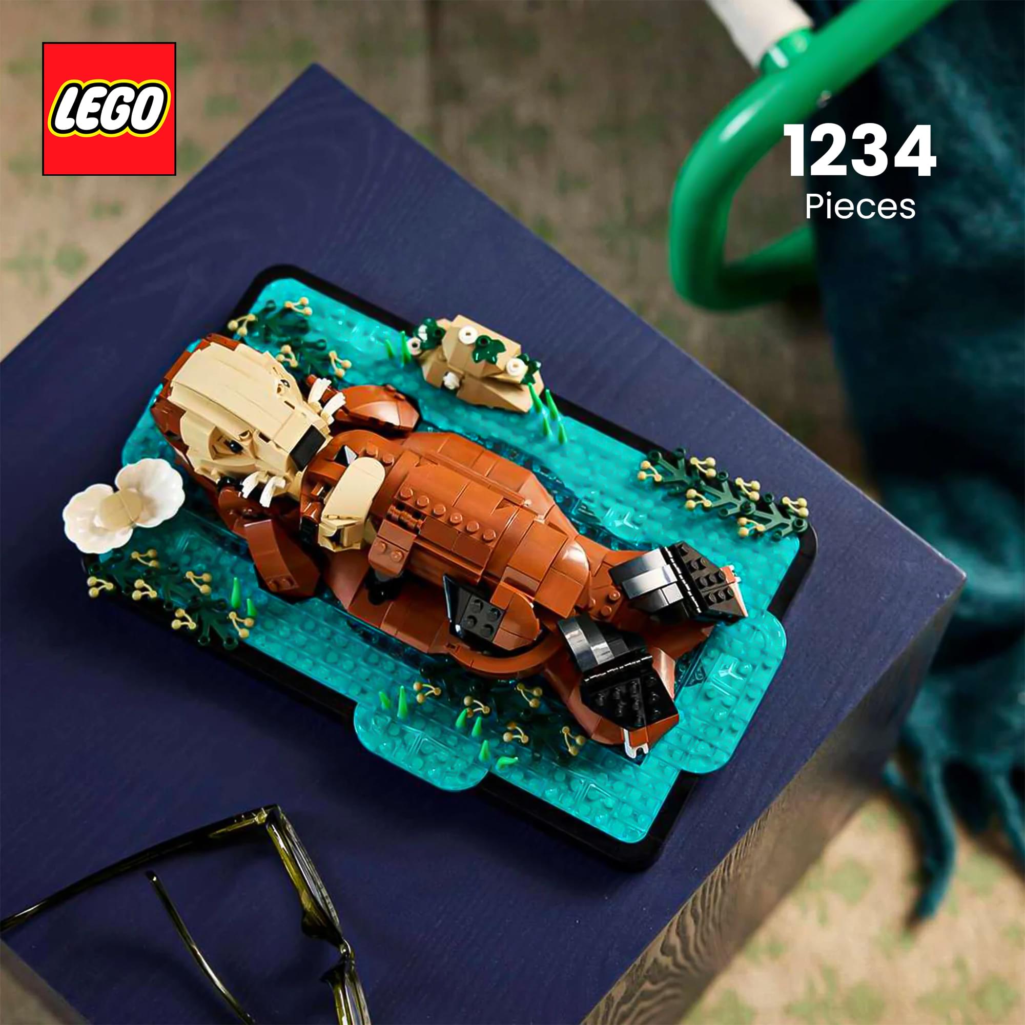 LEGO Ideas 21366 Floating Sea Otters 1234-Piece Building Set