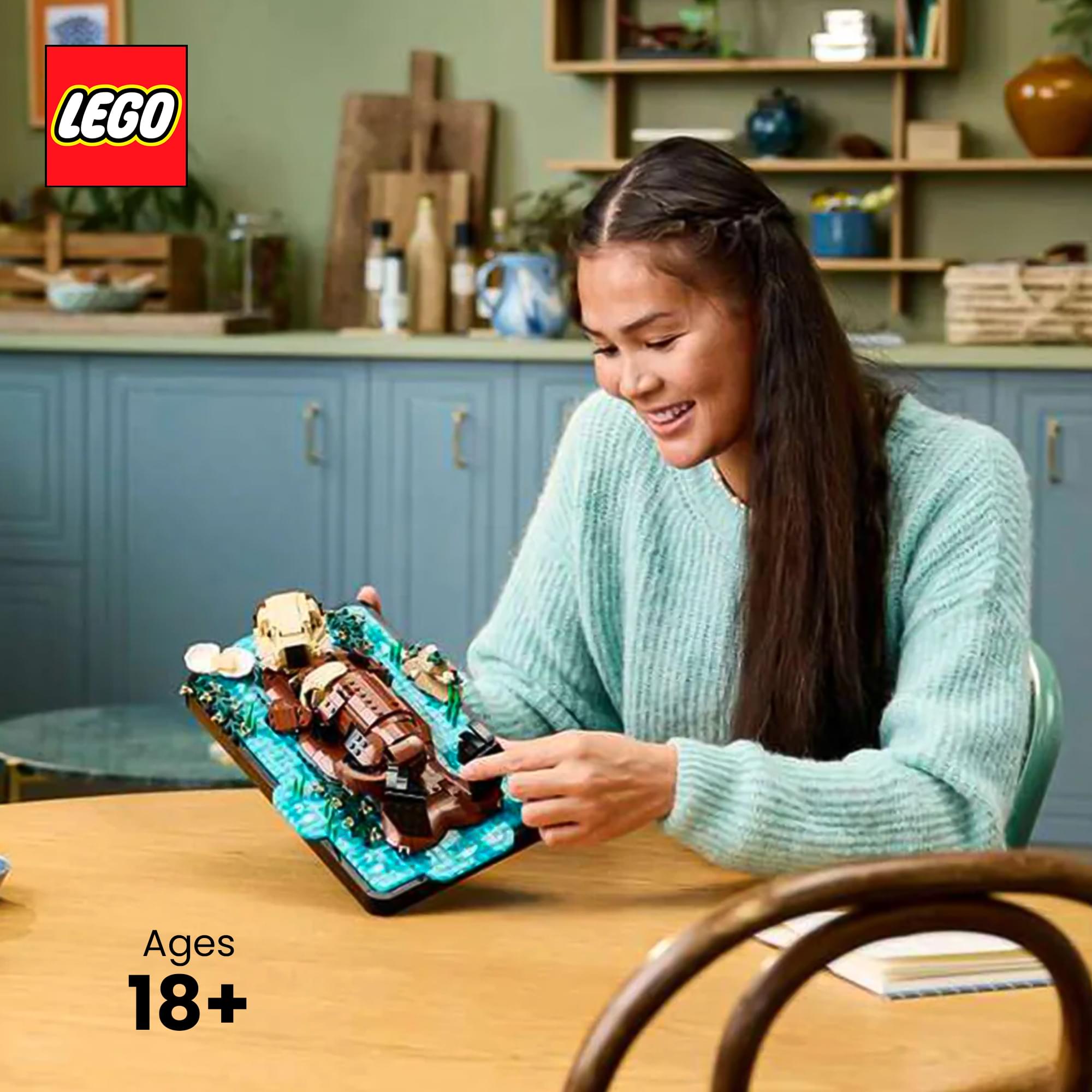 LEGO Ideas 21366 Floating Sea Otters 1234-Piece Building Set