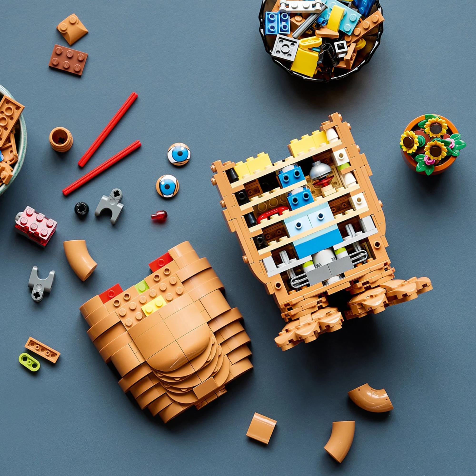 E.T. the Extra-Terrestrial LEGO Ideas 21370 1226-Piece Building Set