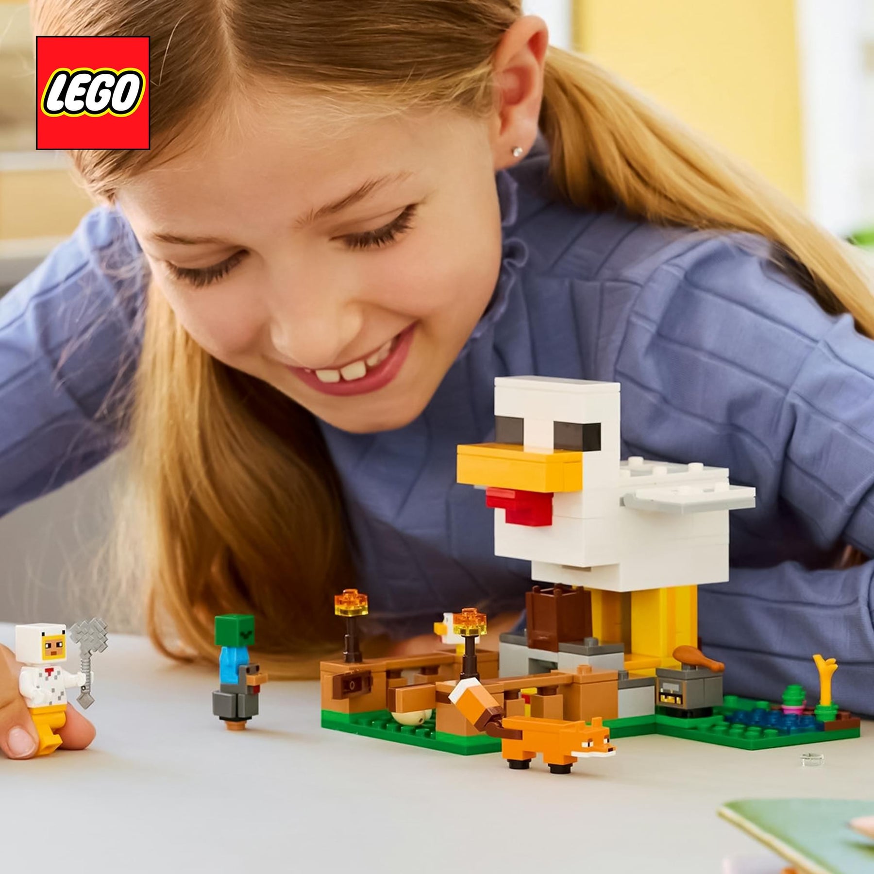Minecraft LEGO 21585 Chicken Farm 233-Piece Building Set