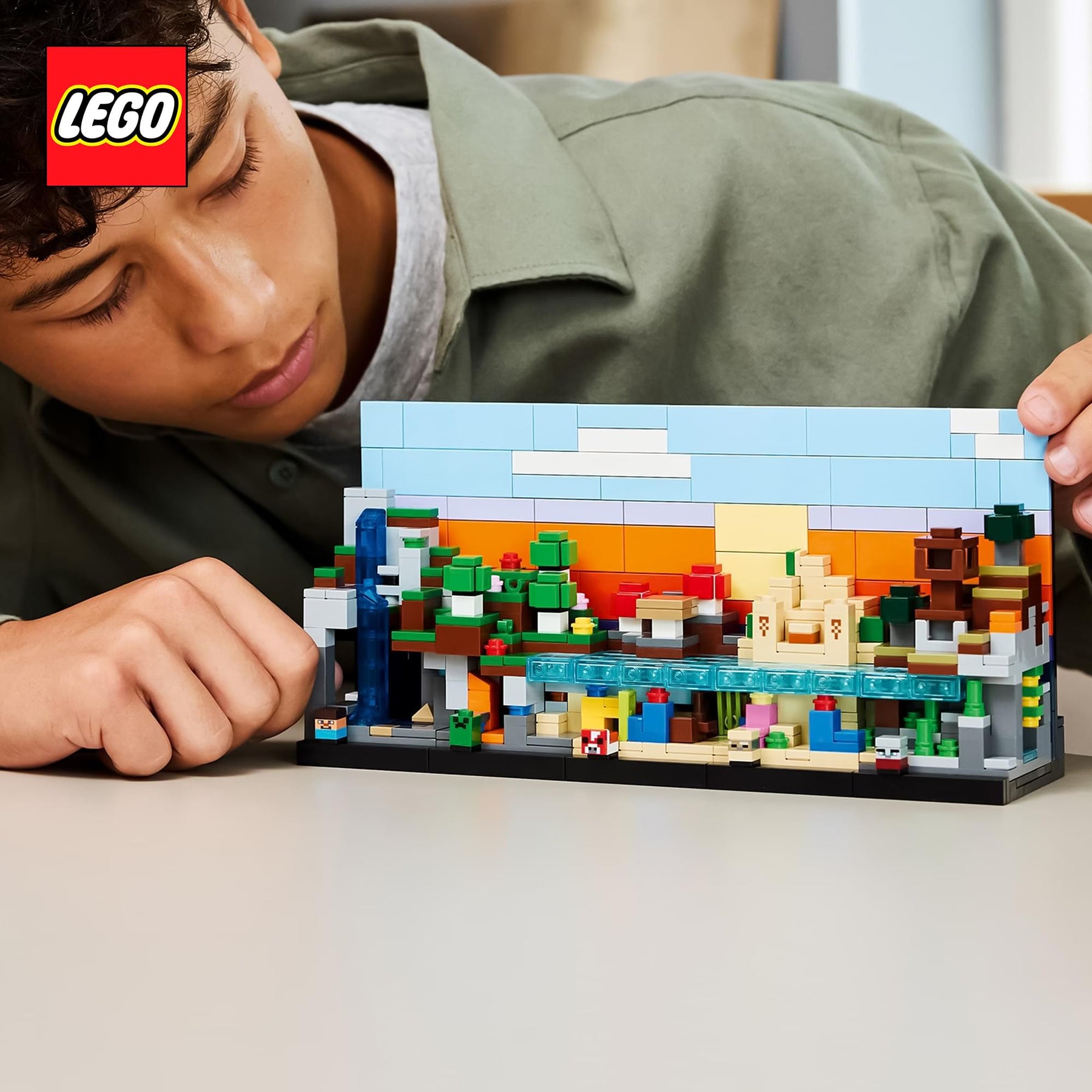 Minecraft LEGO 21589 Mini Biomes 797-Piece Building Set
