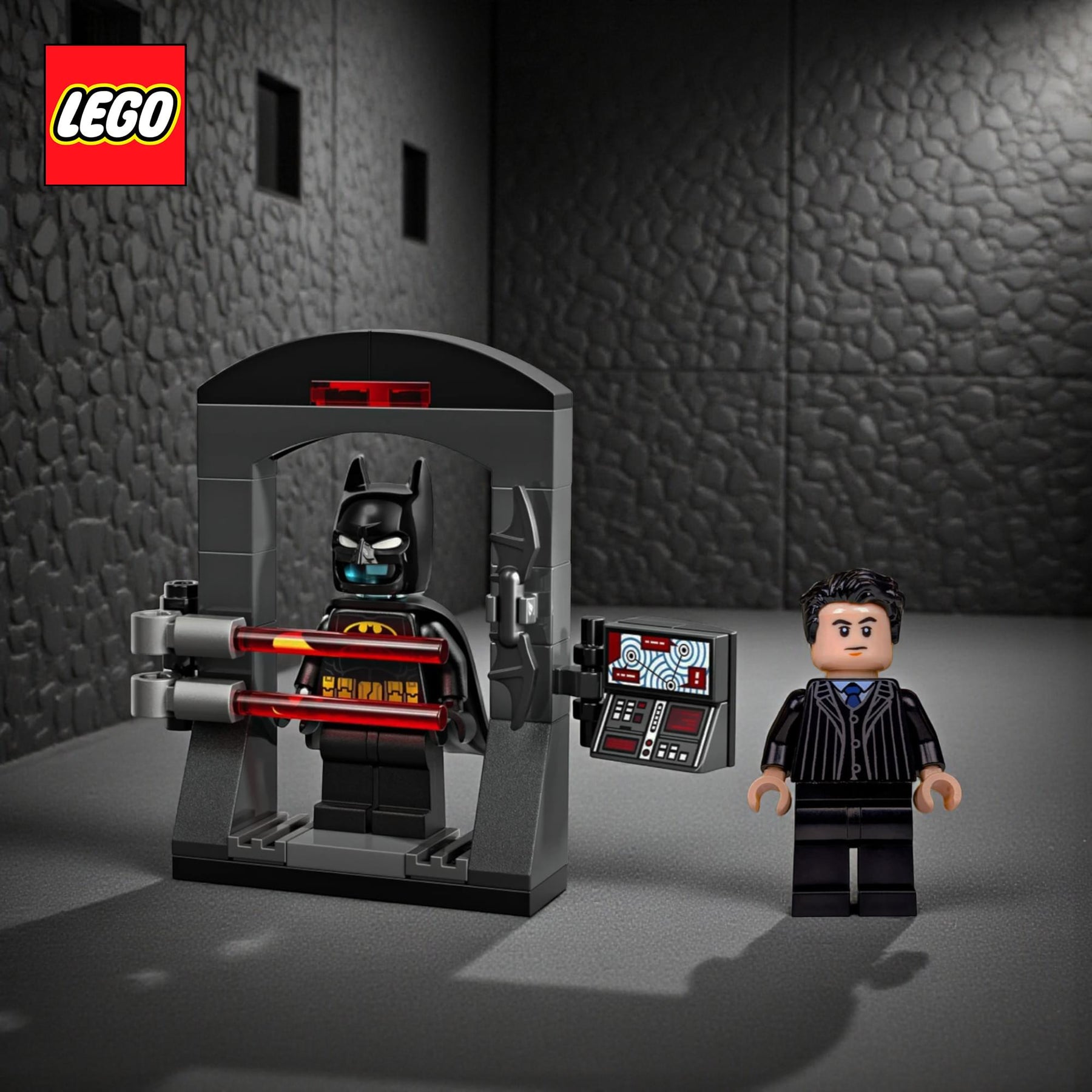 DC LEGO 30726 Batman Bruce Wayne and Batsuit Building Set