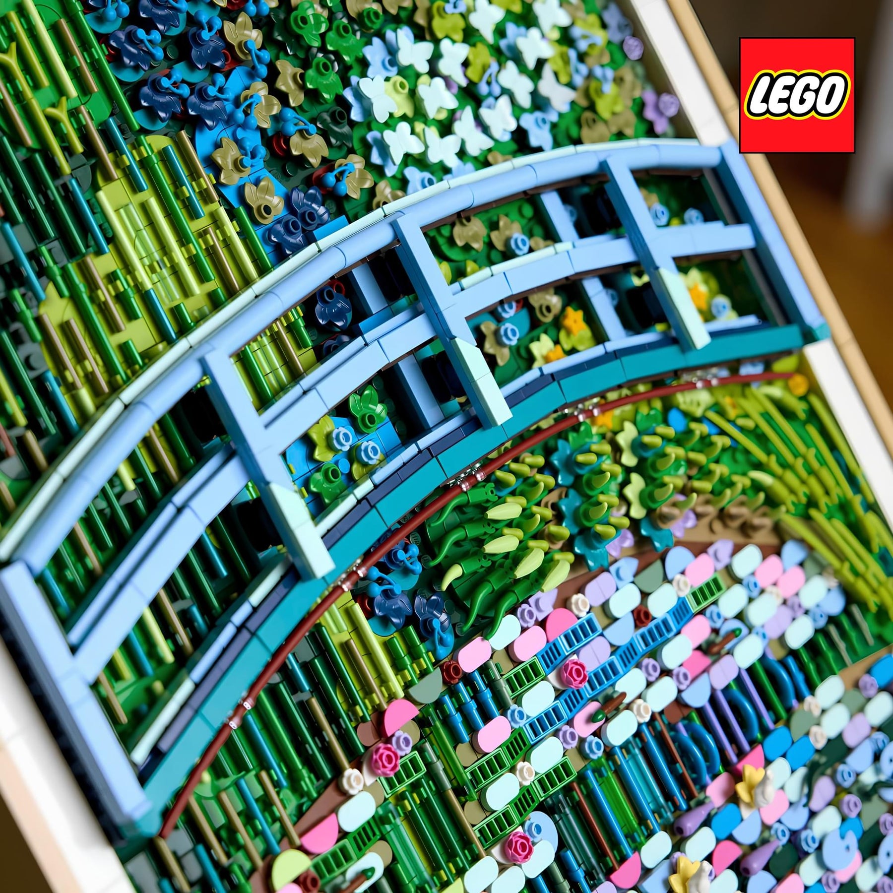 LEGO Art 31220 Claude Monet Bridge Over Pond 3179-Piece Building Set