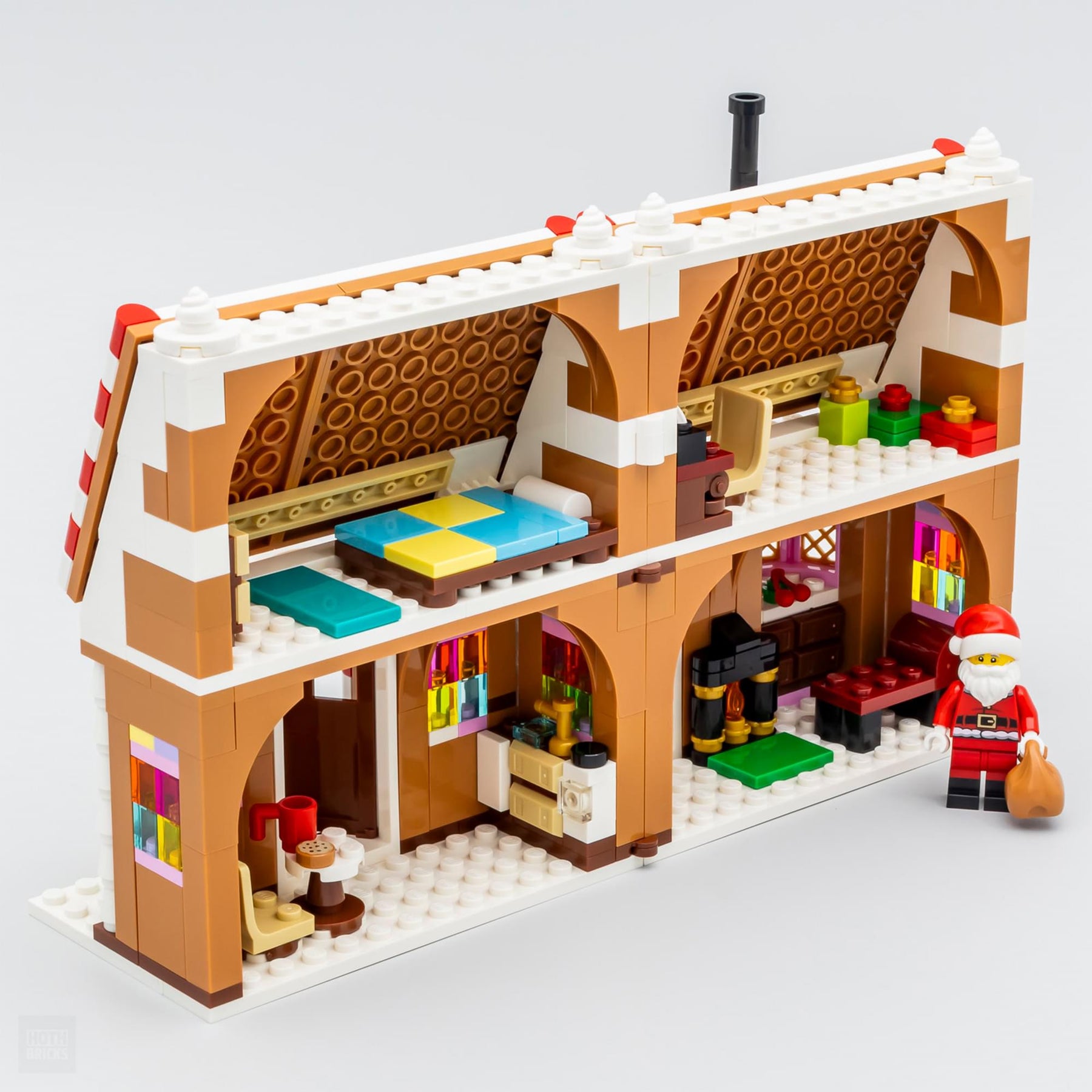 LEGO 40809 Festive Gingerbread House 496-Piece Building Set
