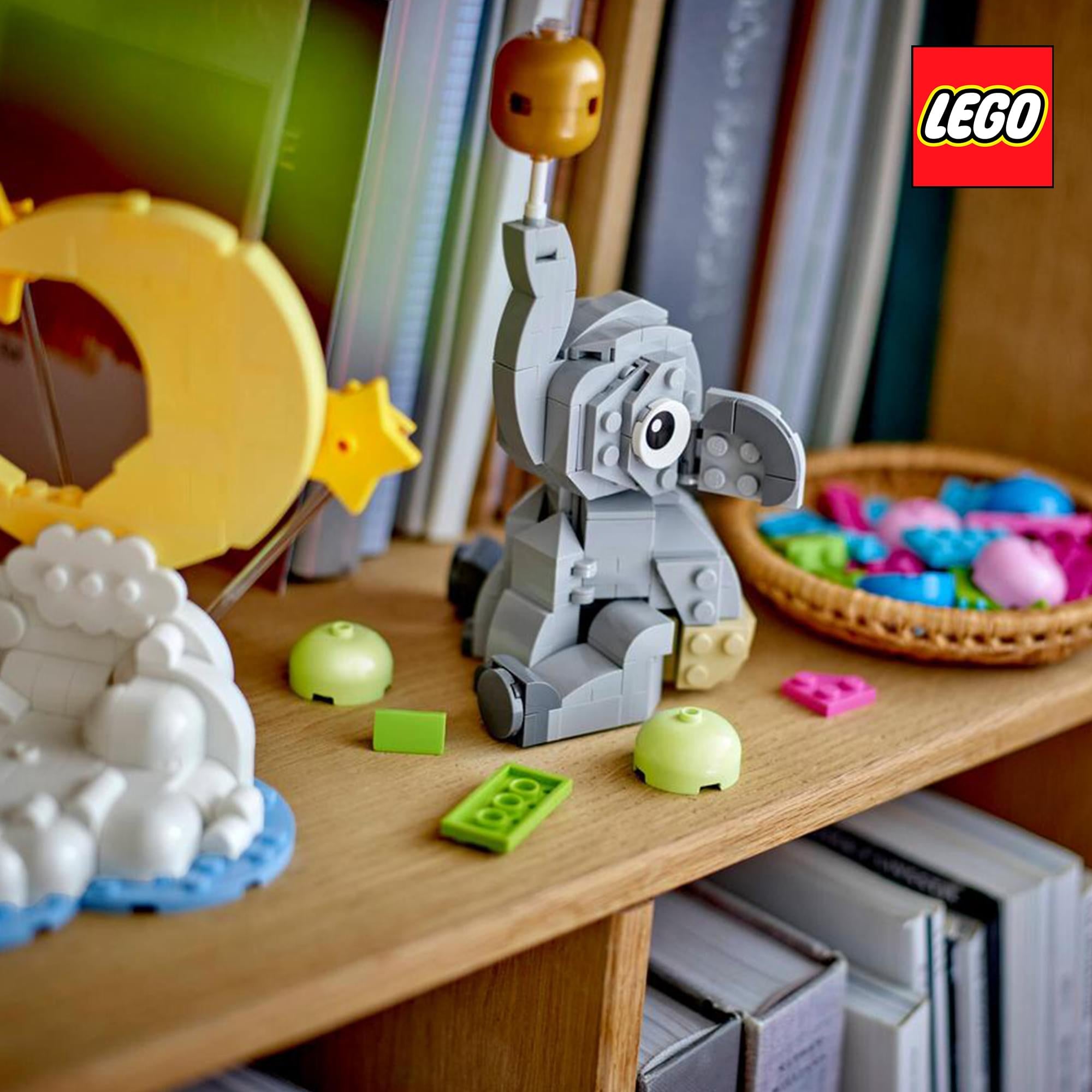 LEGO 40814 Baby Elephant In The Sky 402-Piece Building Set
