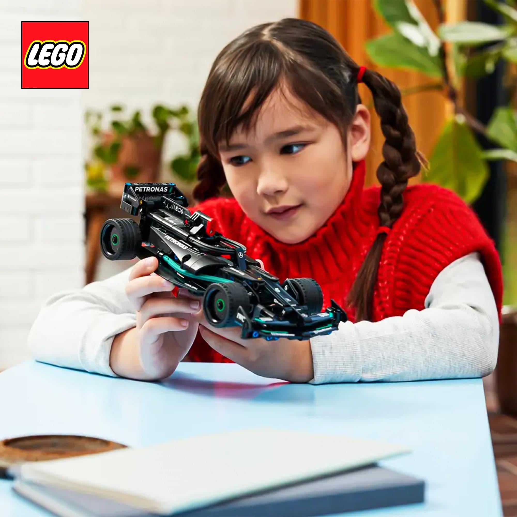 LEGO Technic 42165 Mercedes-AMG F1 W14 Pull-Back 267-Piece Building Set