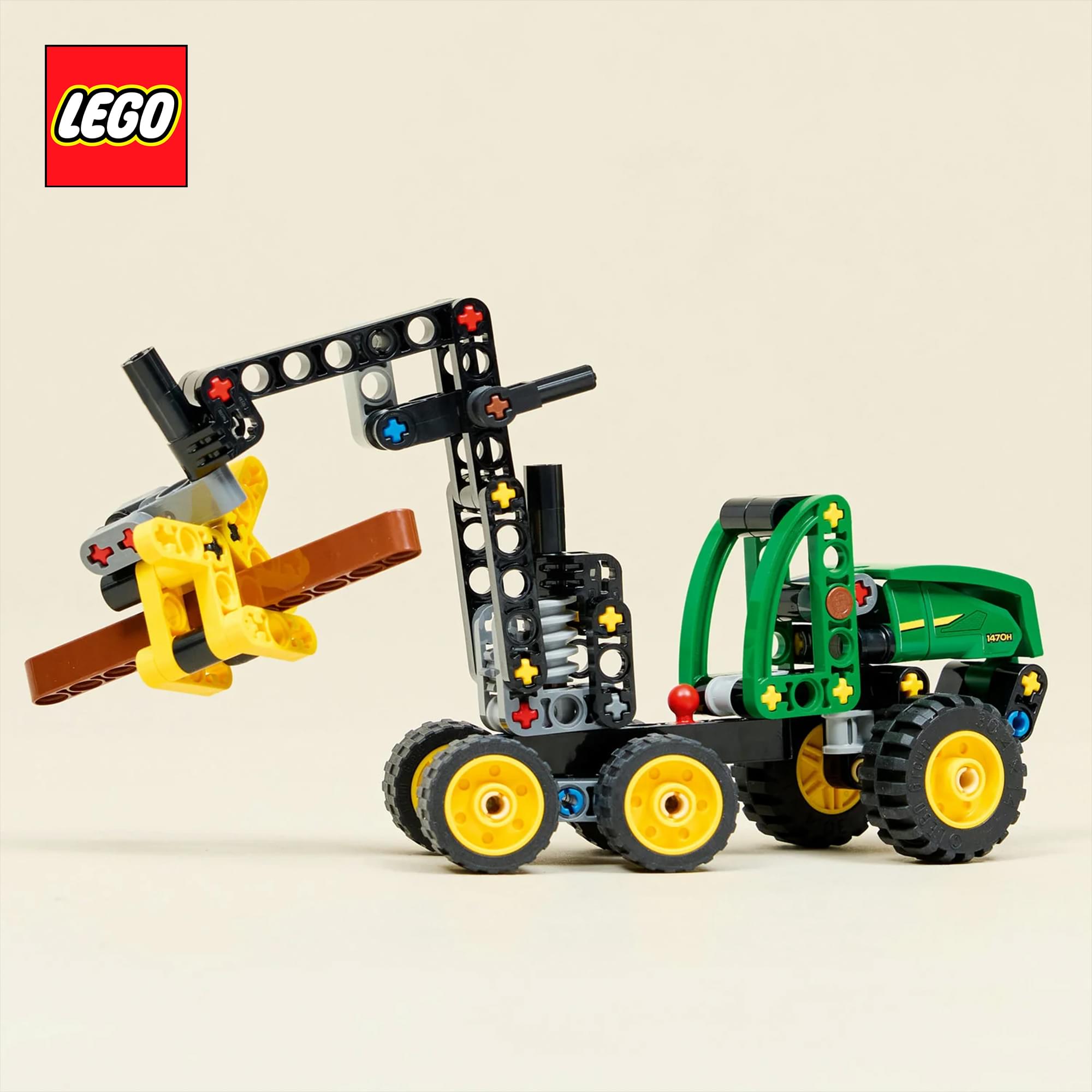 LEGO Technic 42218 John Deere 1470H Wheeled Harvester 117-Piece Building Set