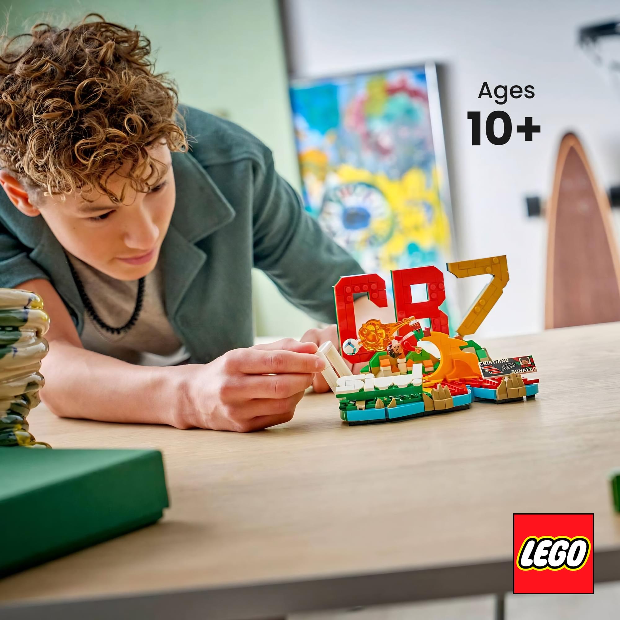 LEGO Editions 43012 Cristiano Ronaldo Soccer Highlights 490-Piece Building Set