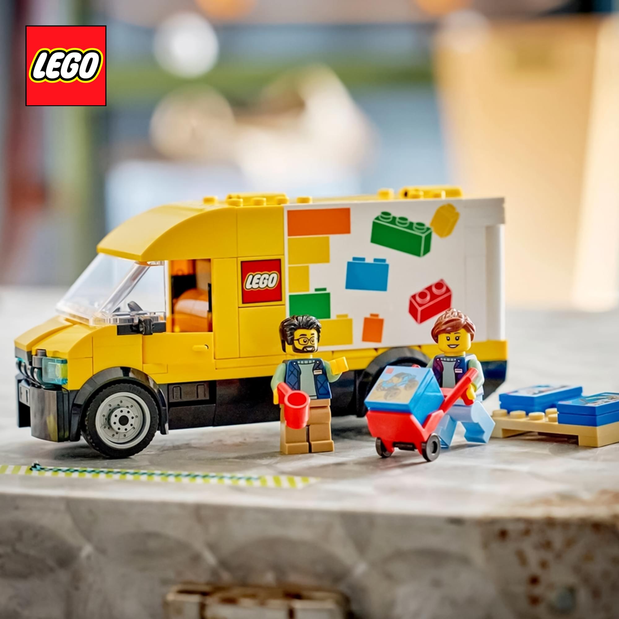 LEGO City 60500 The LEGO Van 276-Piece Building Set