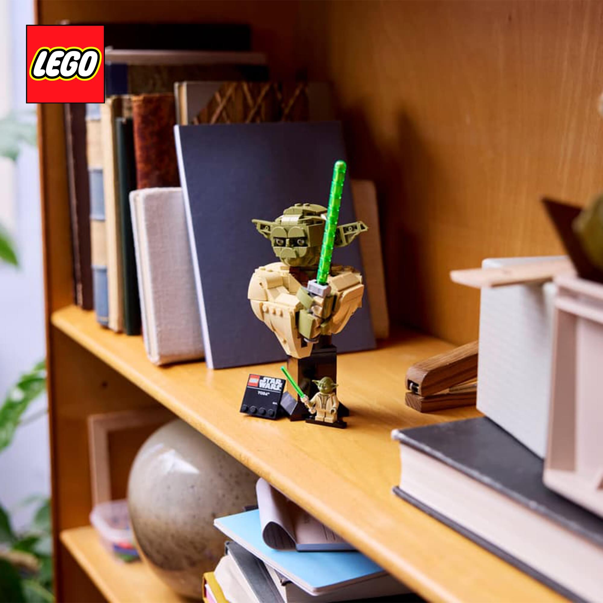 Star Wars LEGO 75438 Yoda Bust 399-Piece Building Set