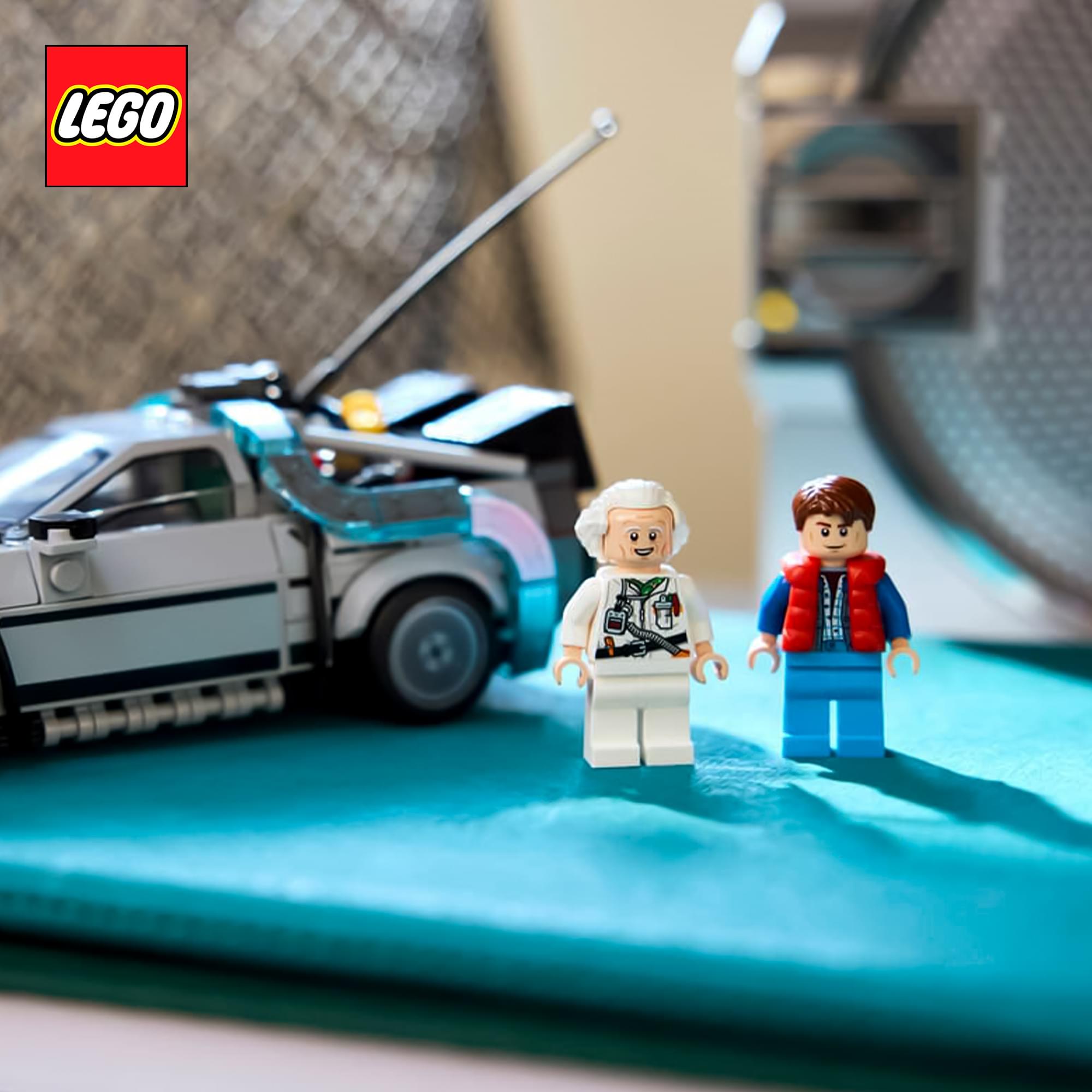 Back To The Future LEGO 77256 Time Machine Building Set