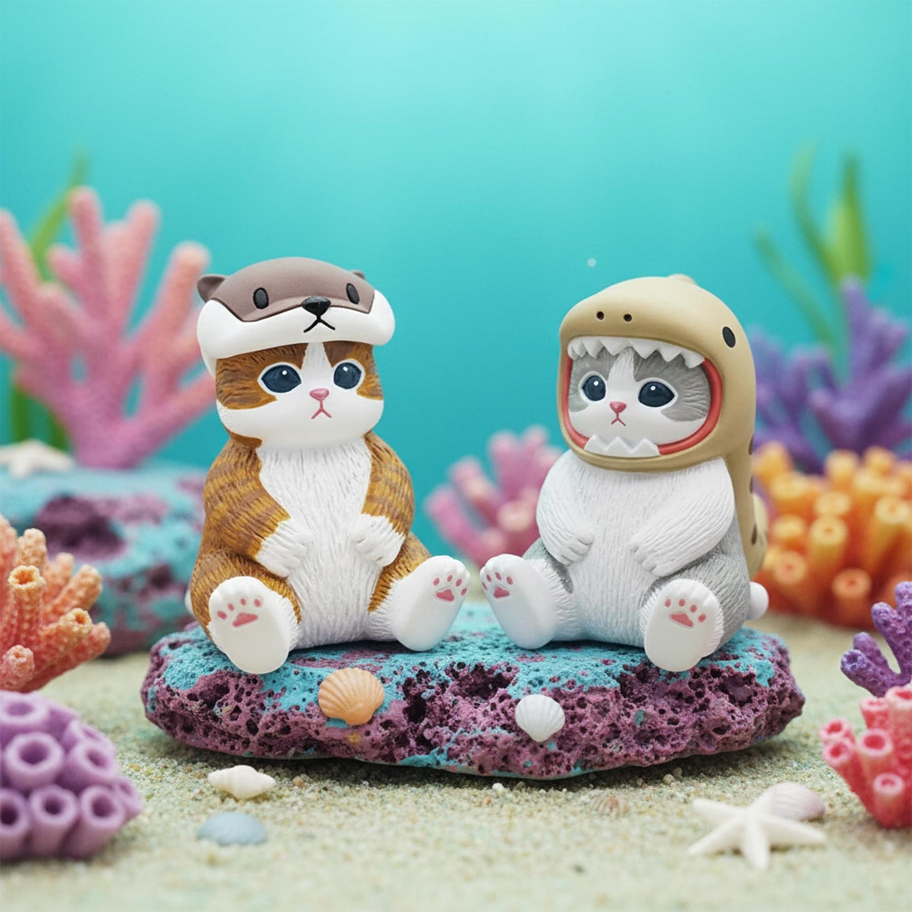 Sitting Aquarium Cats Blind Box Mini Figure | One Random