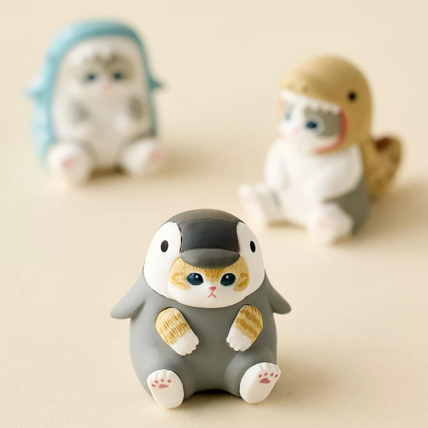 Sitting Aquarium Cats Blind Box Mini Figure | One Random
